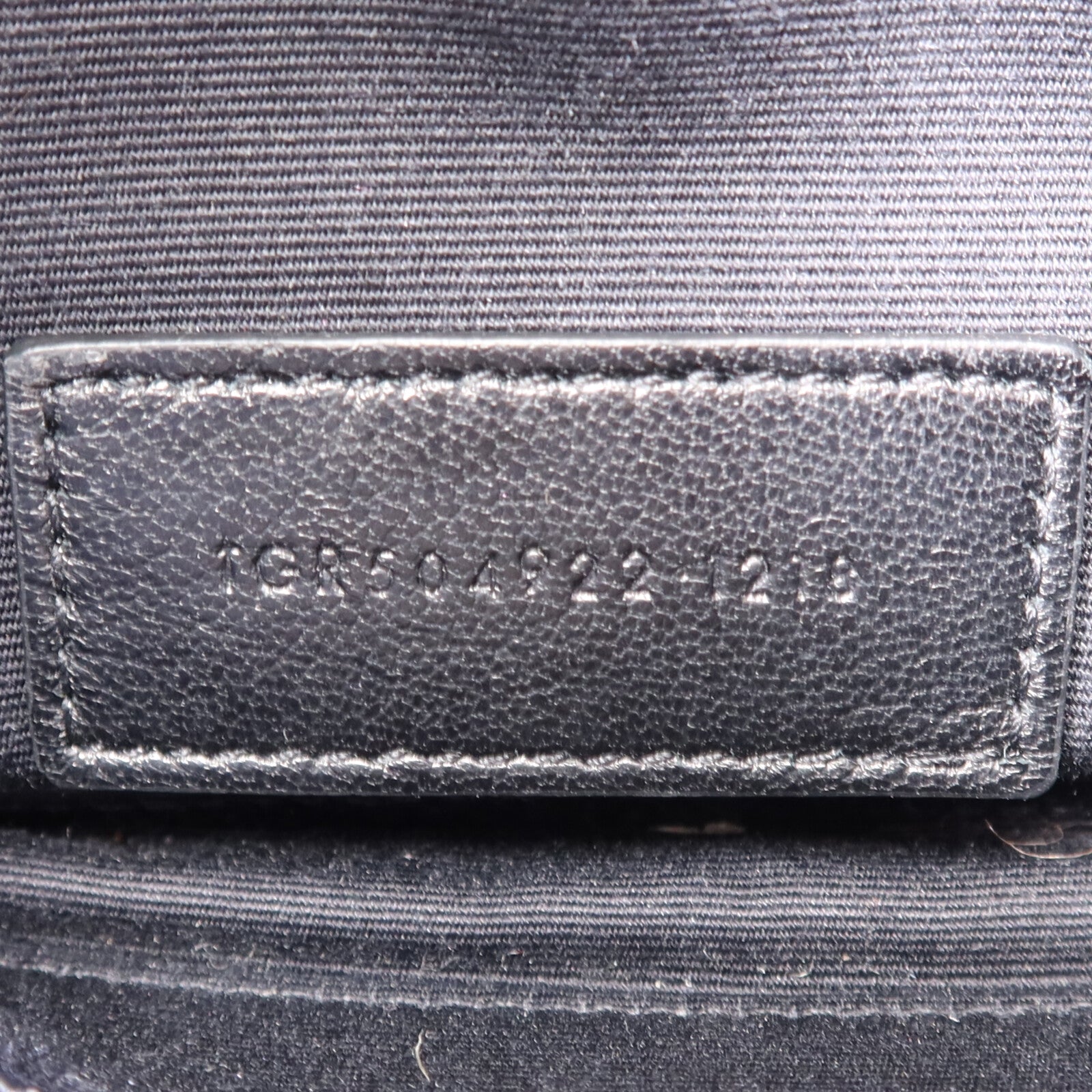 YVES SAINT LAURENT 牛皮皮革Clutch Bag金扣手拿包