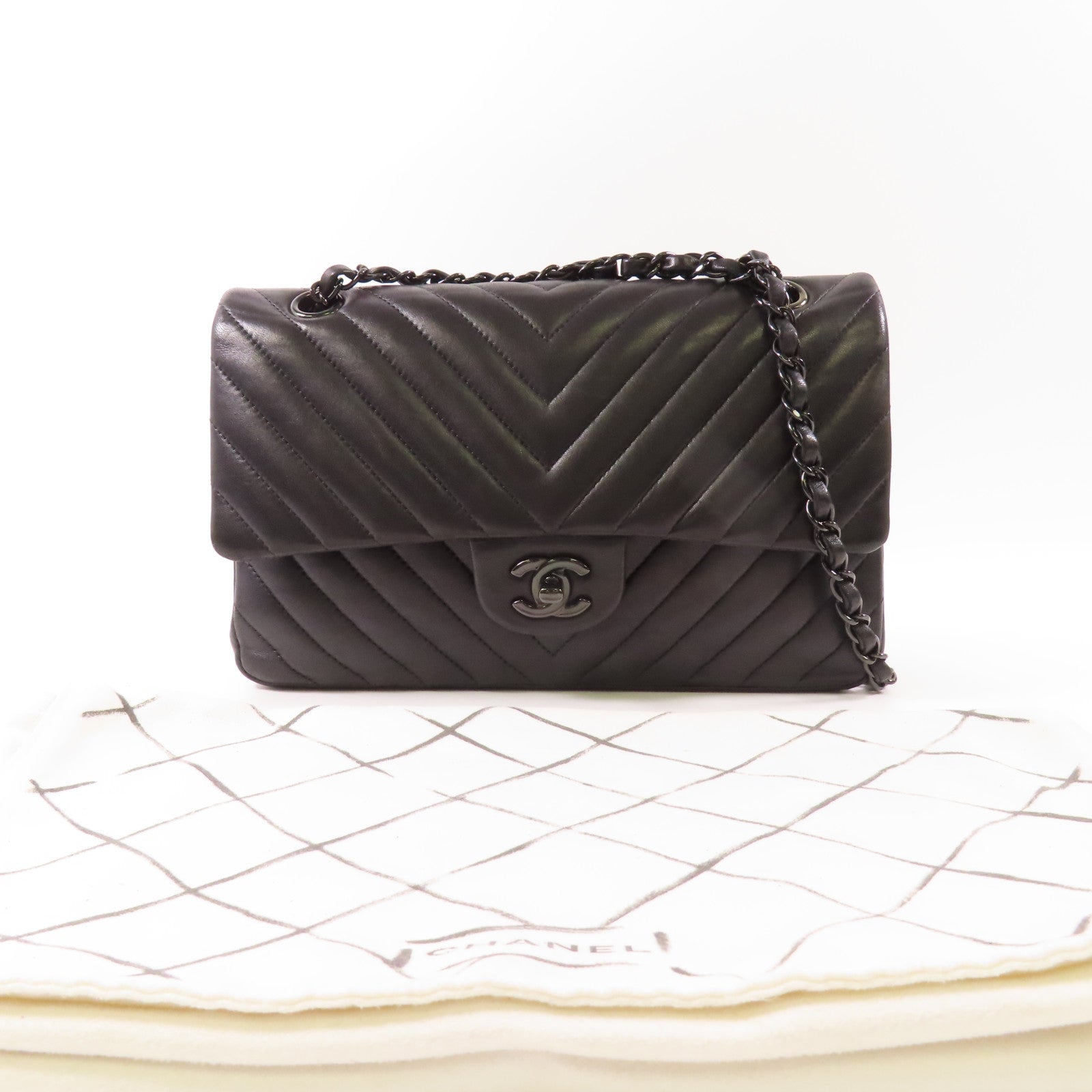 CHANEL CC Classic 25 Chain Shoulder Bag Lambskin Leather Black