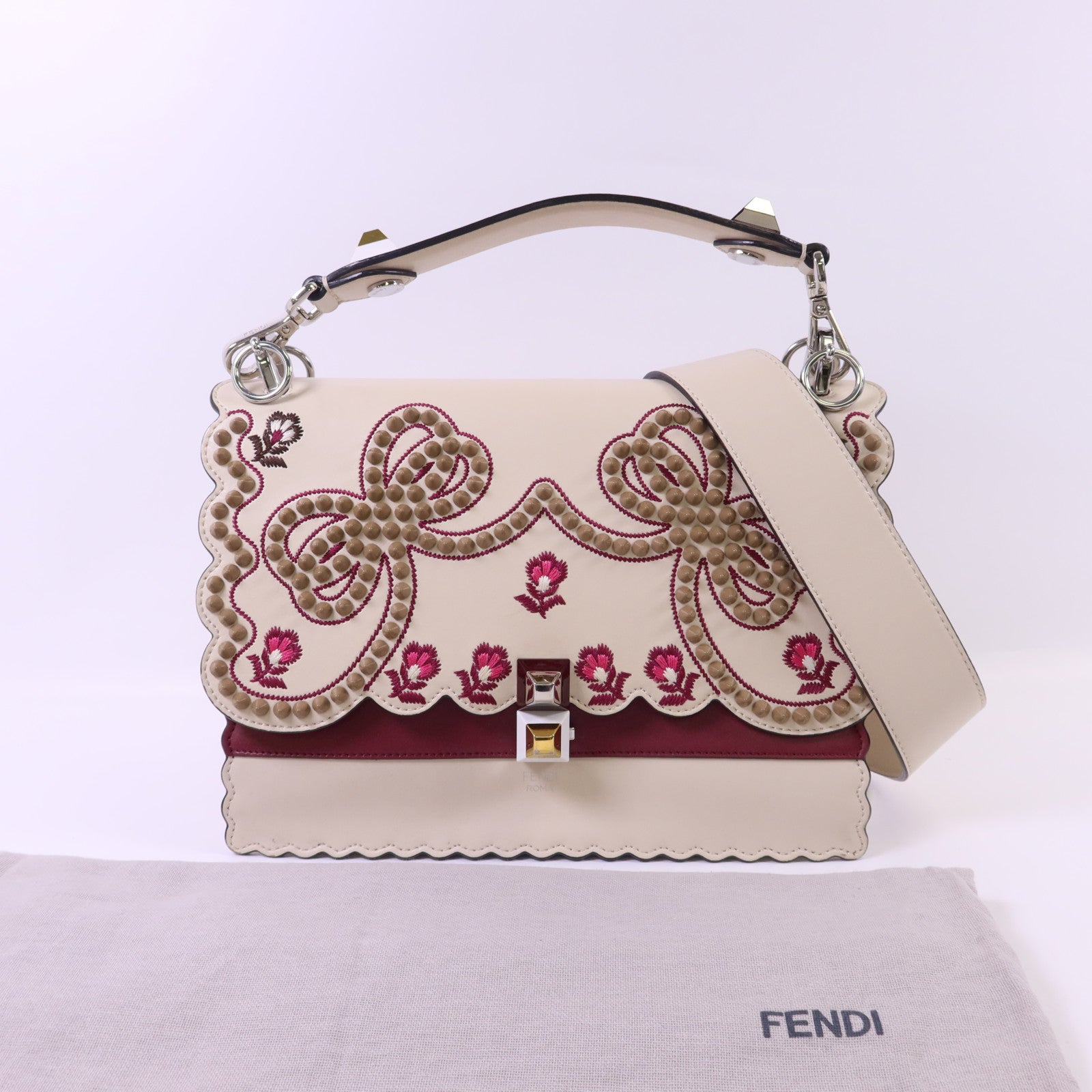 FENDI 牛皮皮革KAN I銀扣手挽肩背兩用袋