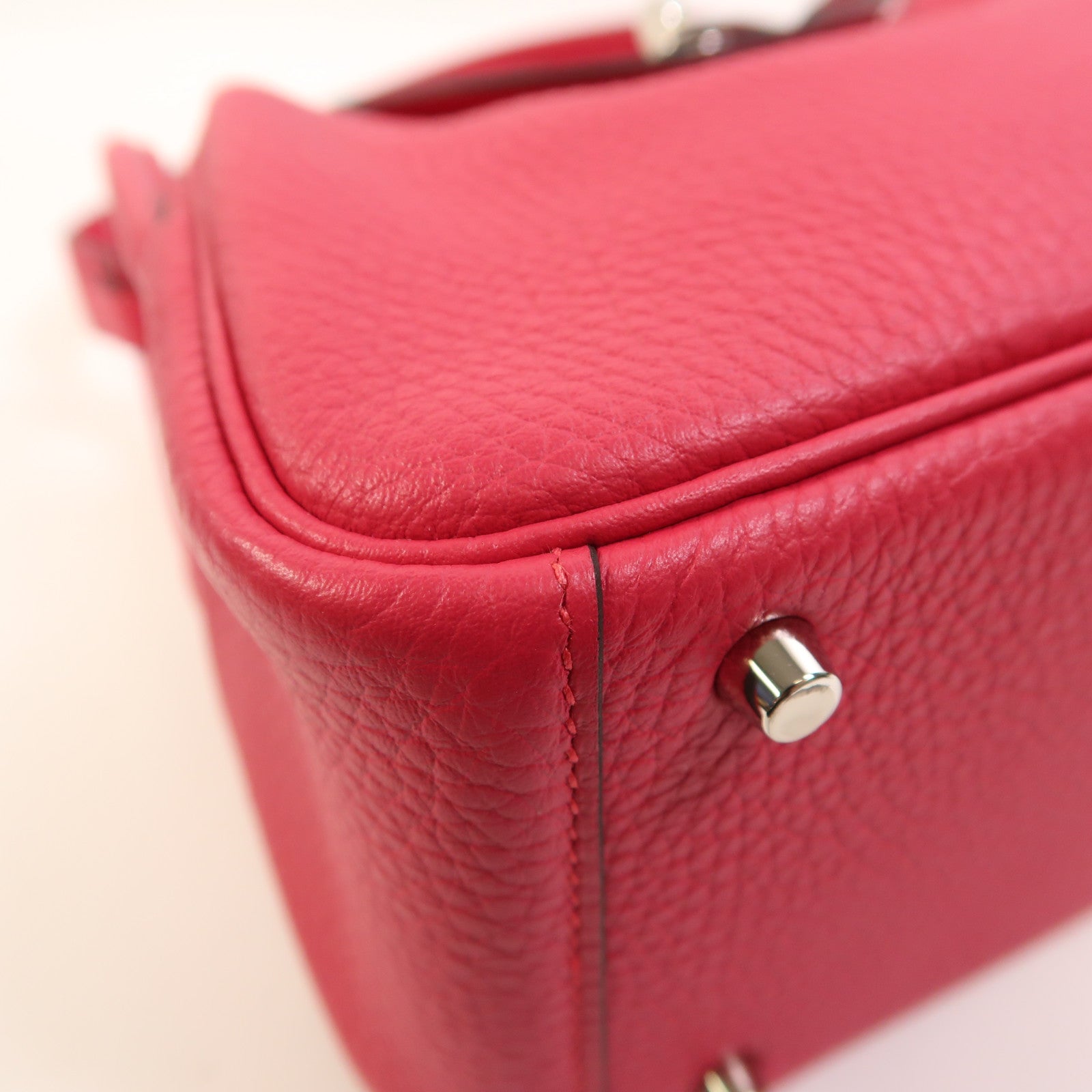 HERMES Clemence皮革Mini Lindy銀扣手挽肩背兩用袋Rose Extreme