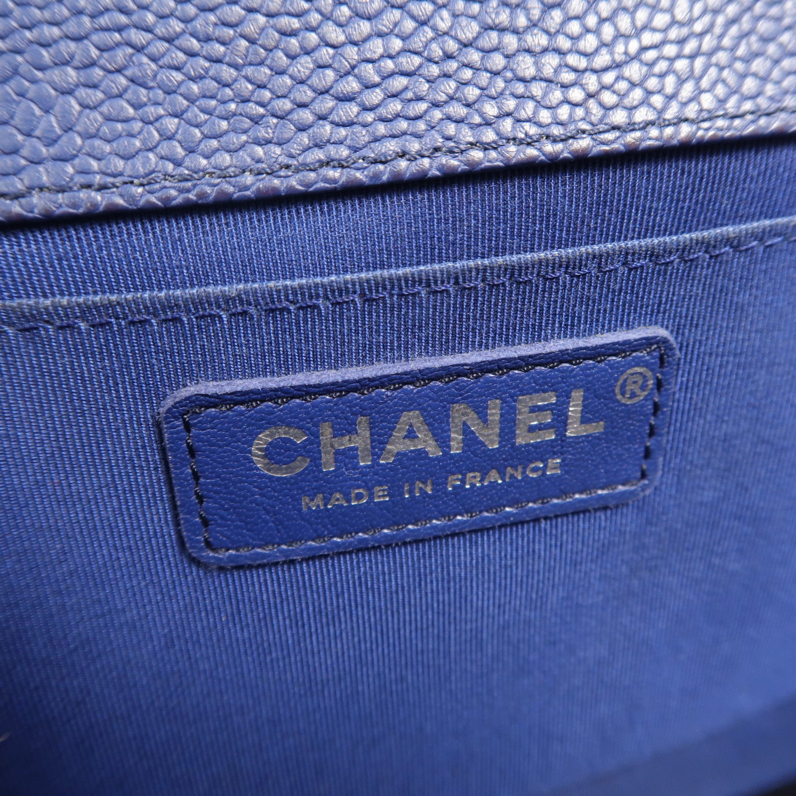 CHANEL 牛皮皮革Boy 25鏈帶肩背袋