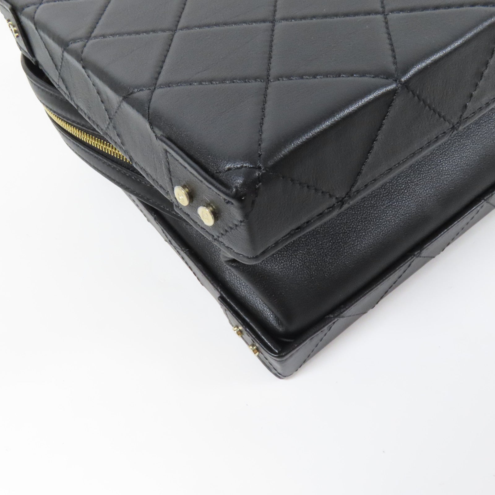 CHANEL 牛皮皮革Vanity Case金扣手挽肩背兩用袋