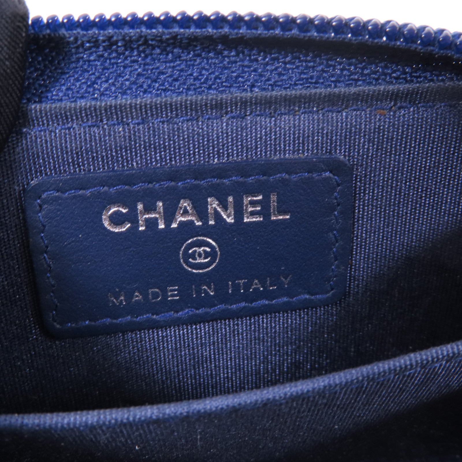 CHANEL 牛皮皮革Boy Card Case銀扣卡片套