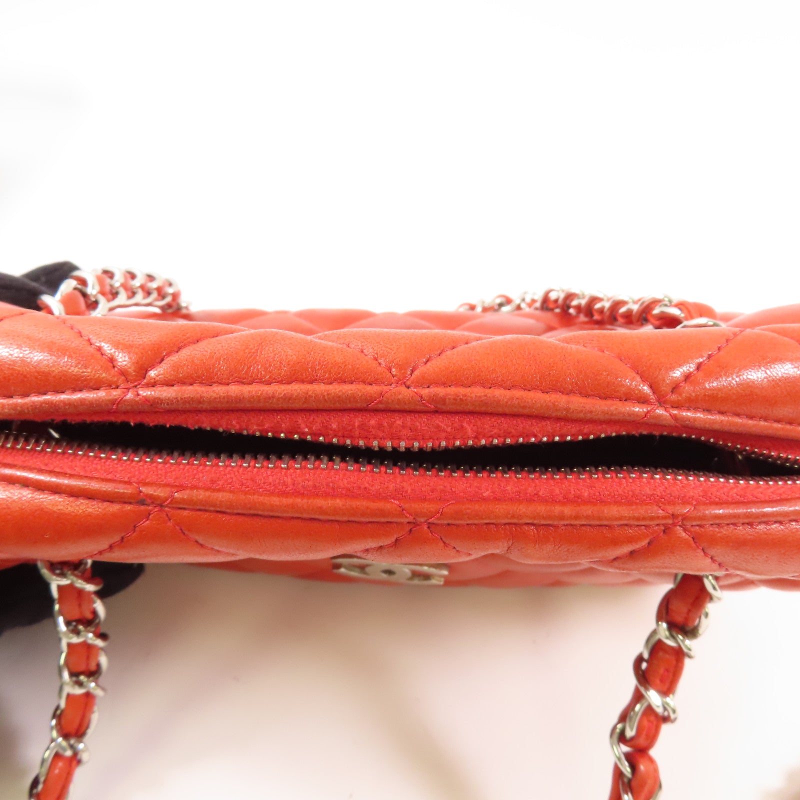CHANEL 羊皮皮革Chain Shoulder銀扣鏈帶肩背袋
