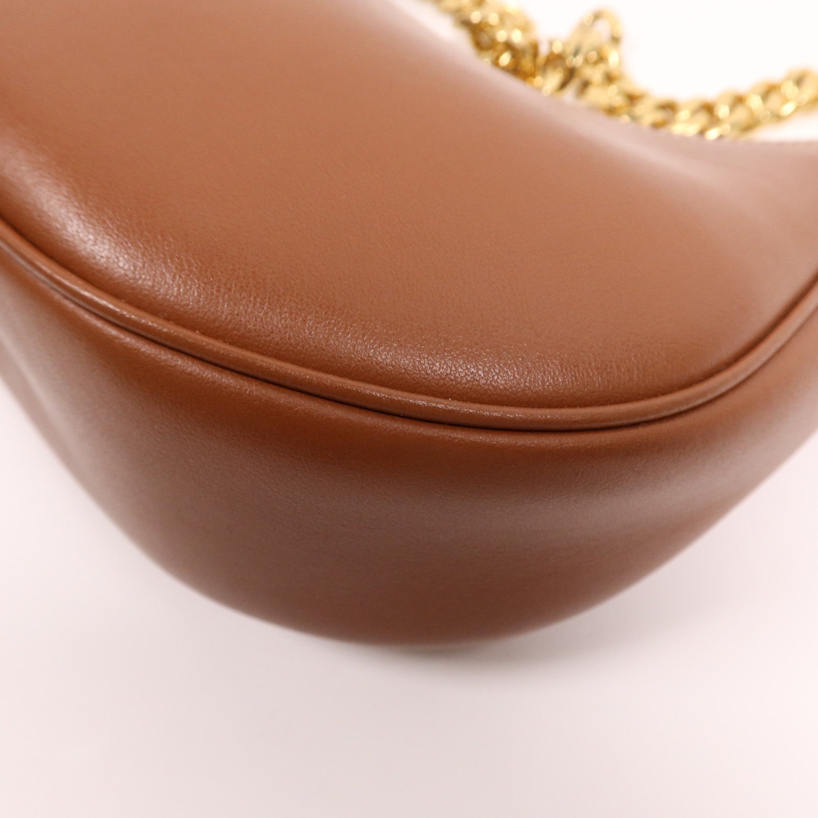 CELINE 牛皮皮革Medium Ava Chain金扣鏈帶肩背袋