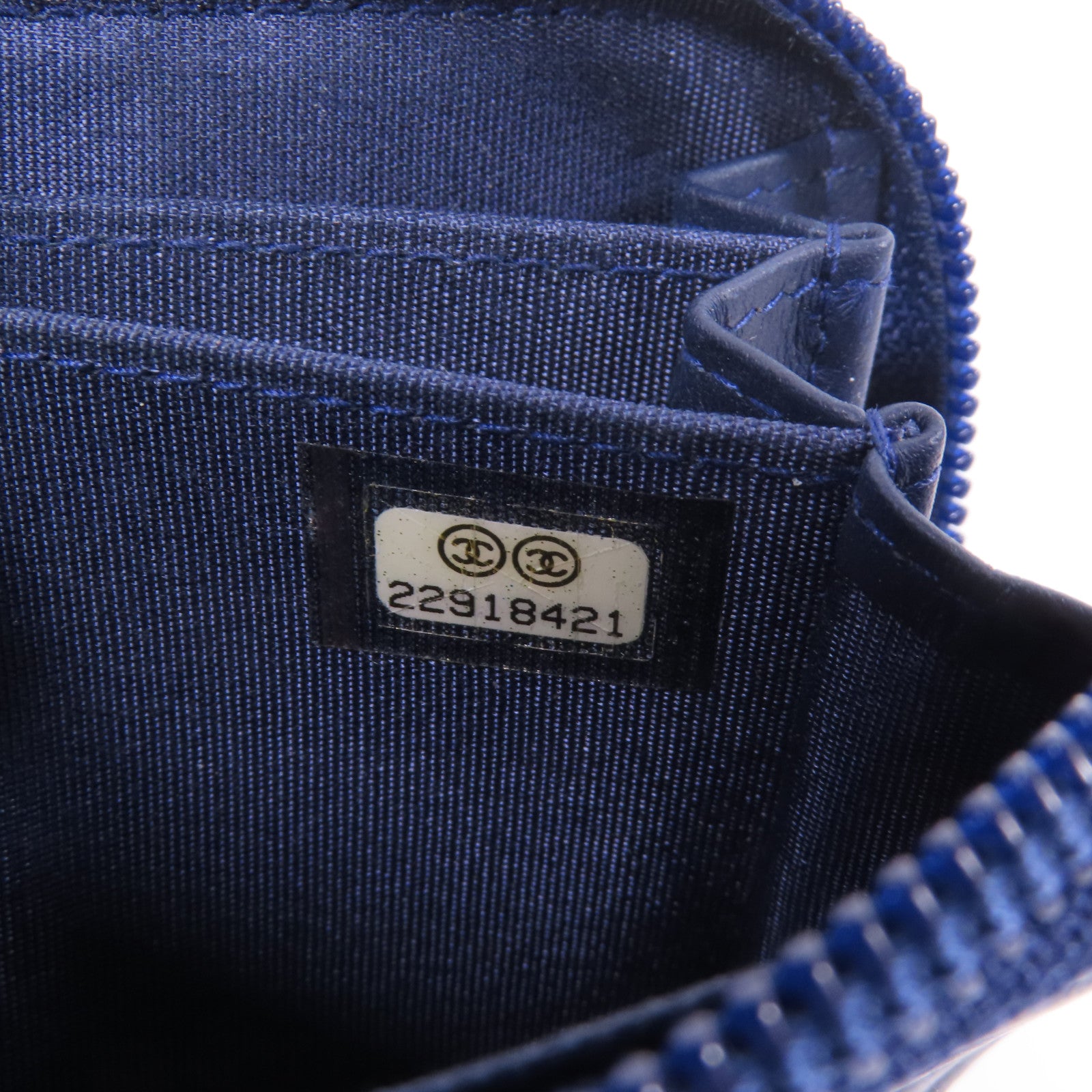 CHANEL 牛皮皮革Boy Card Case銀扣卡片套