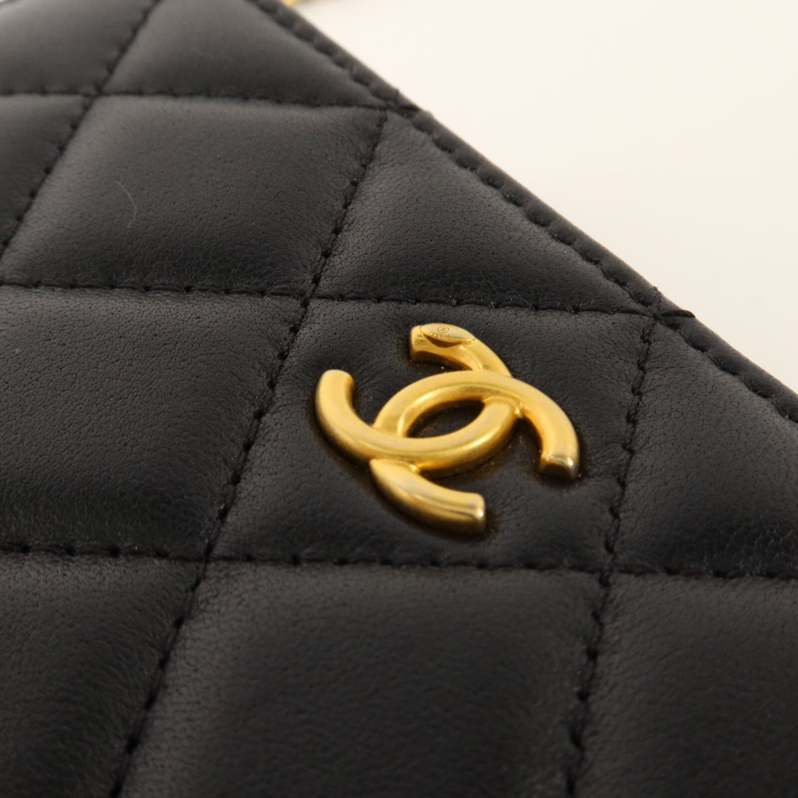 CHANEL 羊皮皮革Mini Camera Bag With Gold Ball鏈帶肩背袋