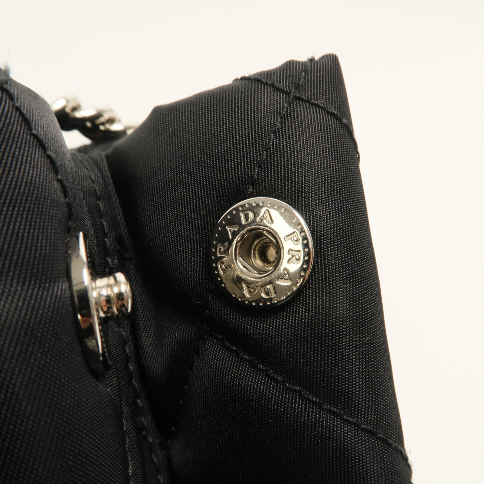 PRADA 尼龍Quilted 2 way Sholuder手挽肩背兩用袋