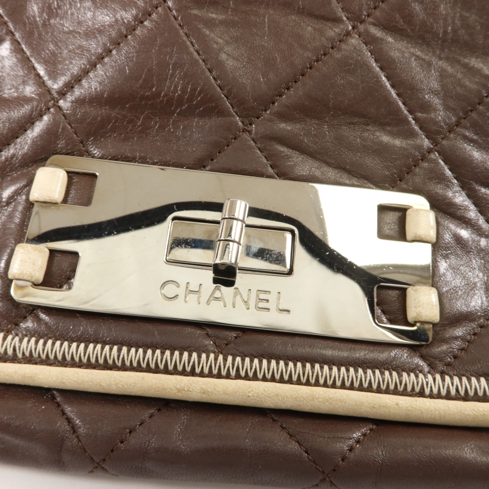 CHANEL 牛皮皮革East West Accordion Flap鏈帶肩背袋