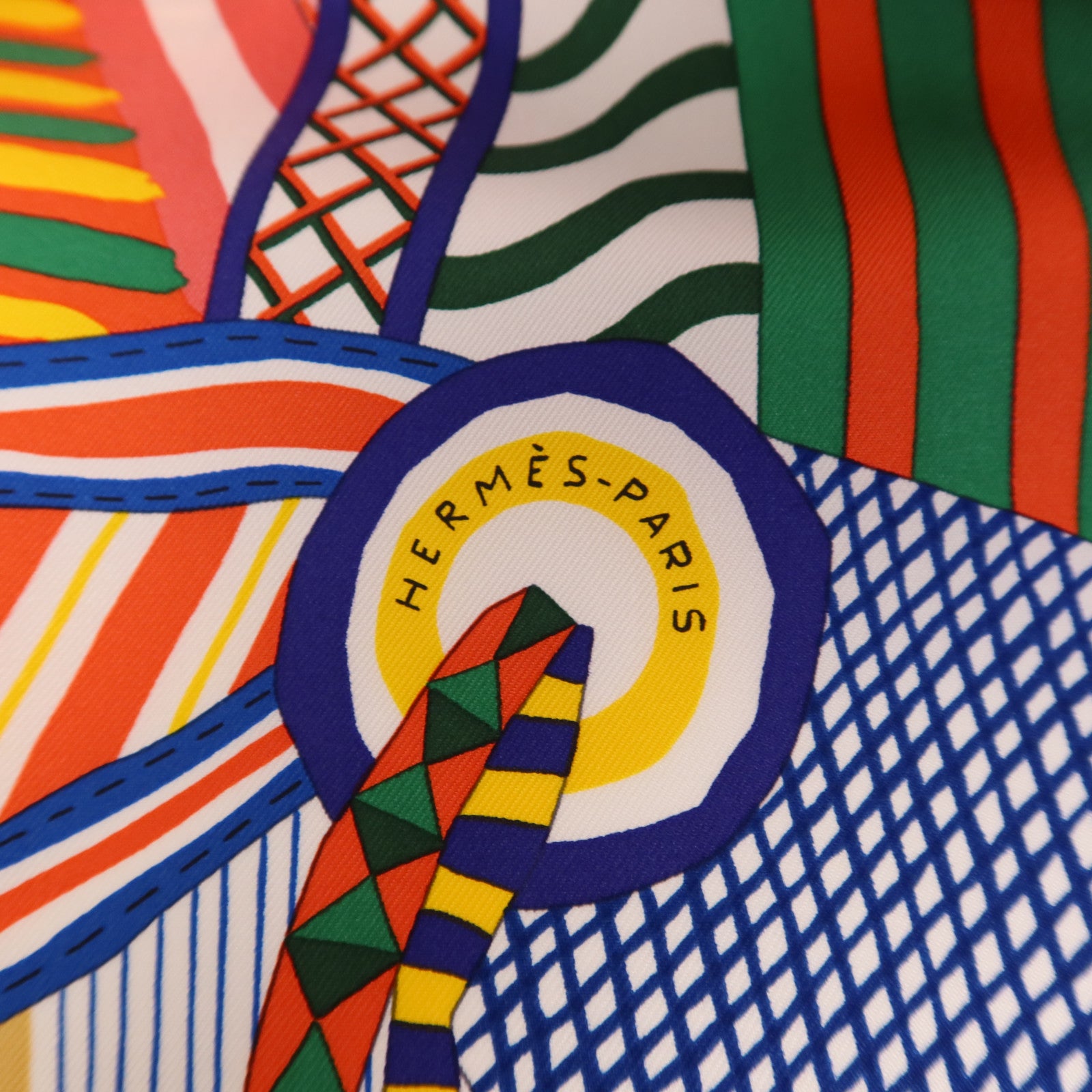 HERMES 絲質Scarf 90X90絲巾Multicolor