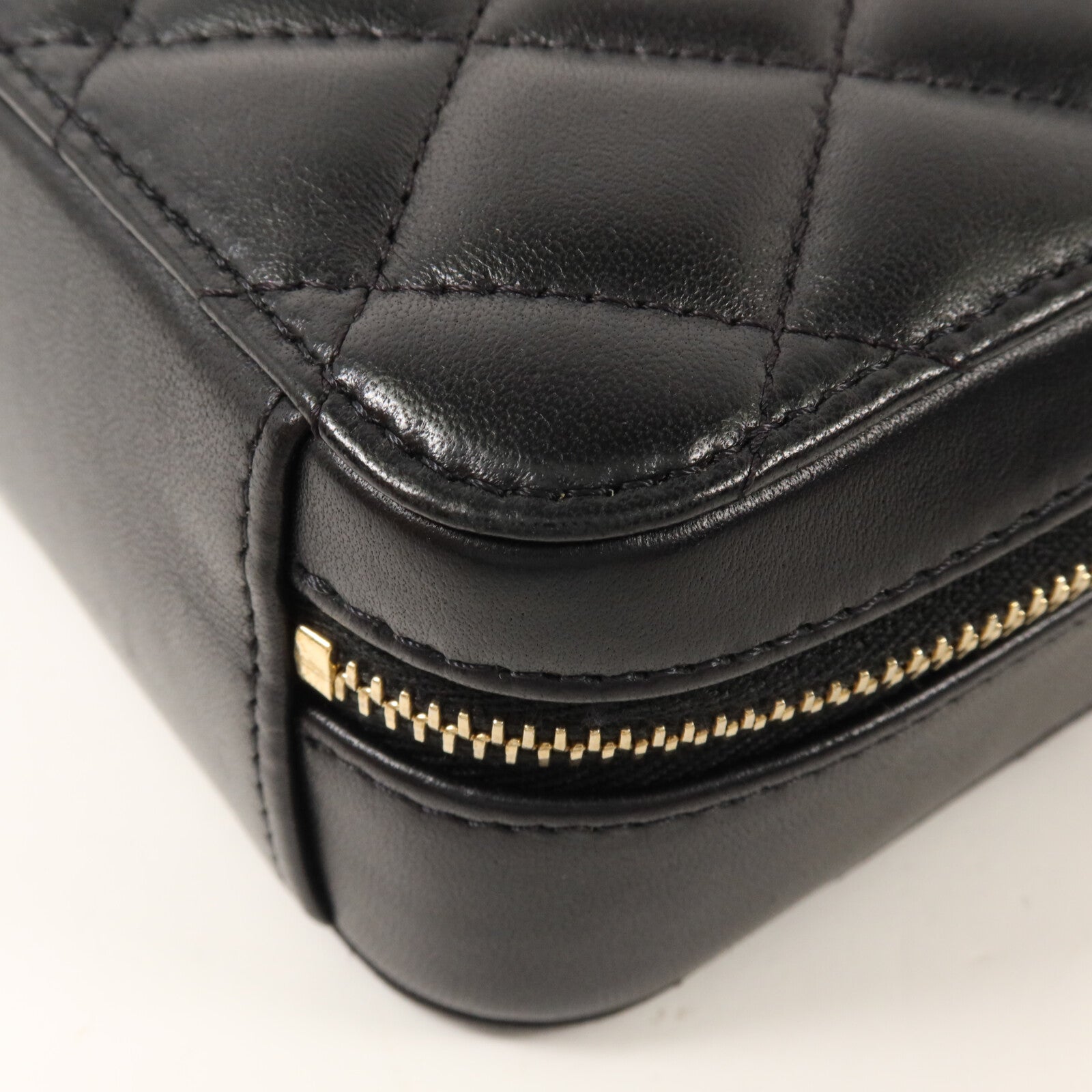CHANEL 羊皮皮革Mini Camera Bag With Gold Ball鏈帶肩背袋