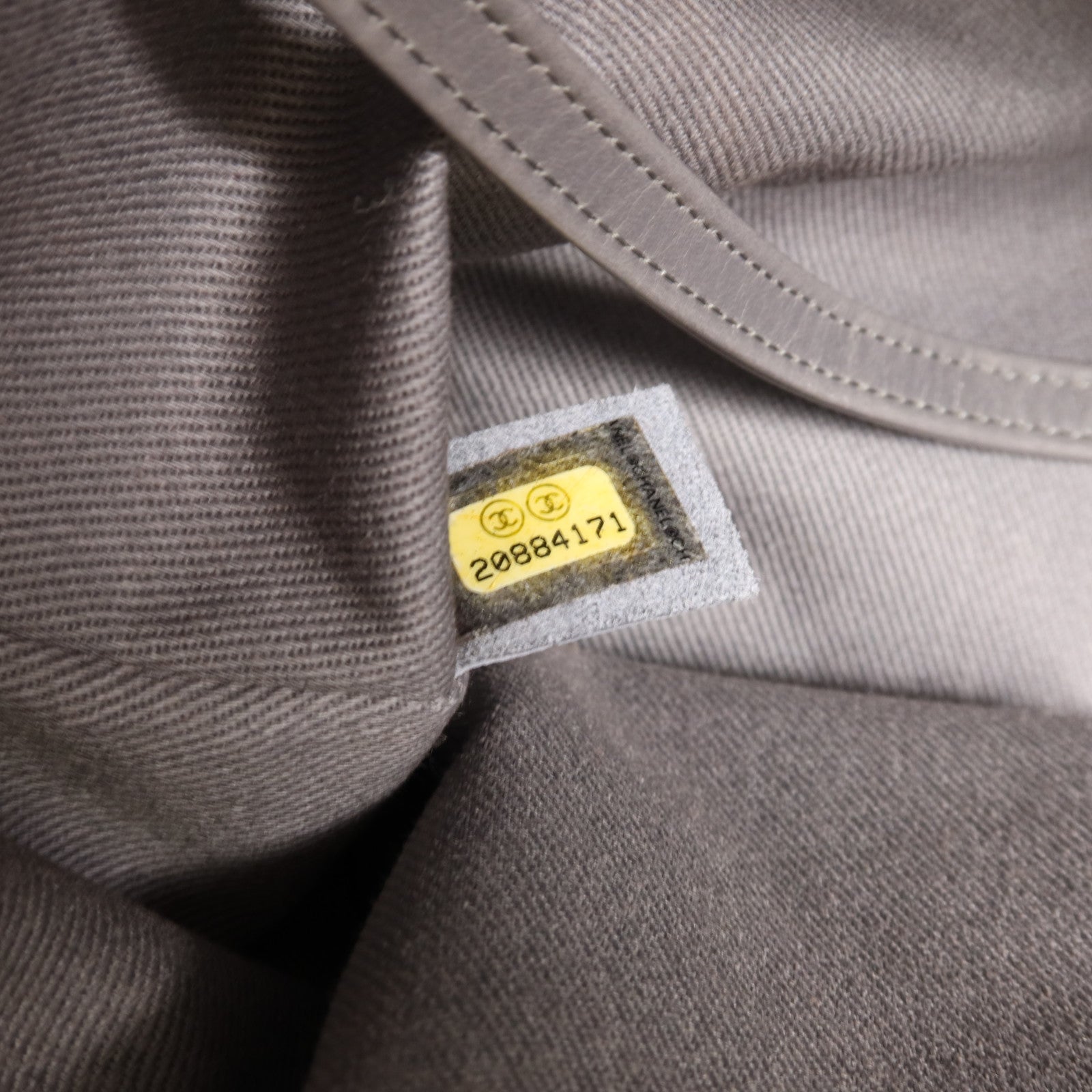 CHANEL 牛皮皮革Chain Shoulder Bag銀扣鏈帶肩背袋