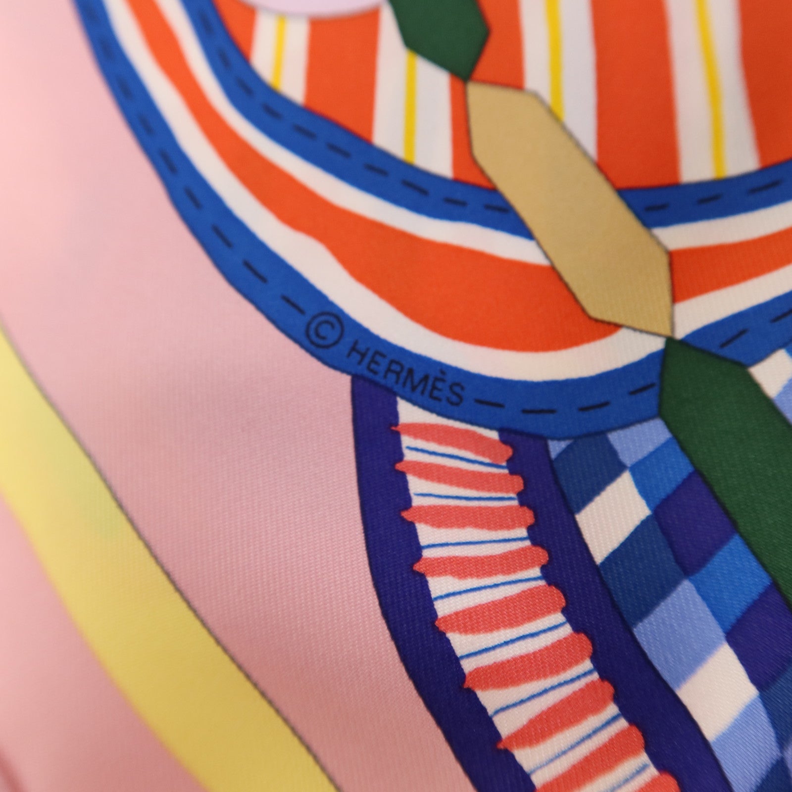 HERMES 絲質Scarf 90X90絲巾Multicolor