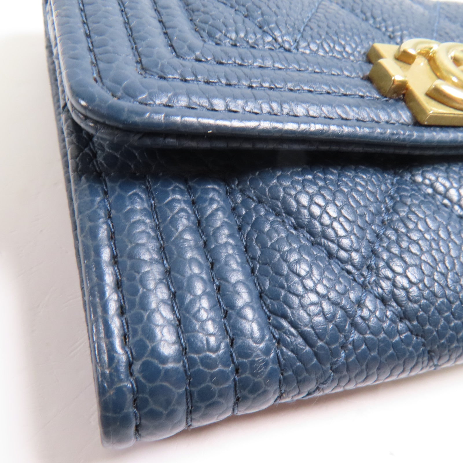 CHANEL 牛皮皮革Boy Card Case金扣卡片套