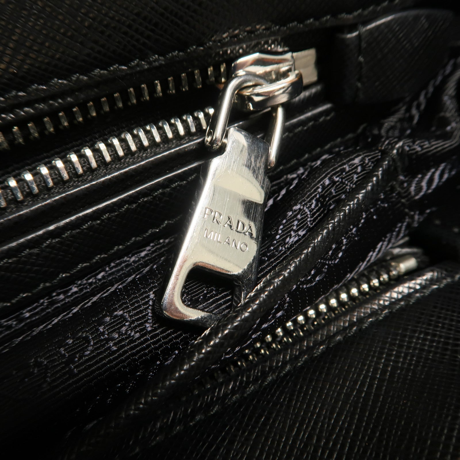 PRADA 尼龍Quilted 2 way Sholuder手挽肩背兩用袋