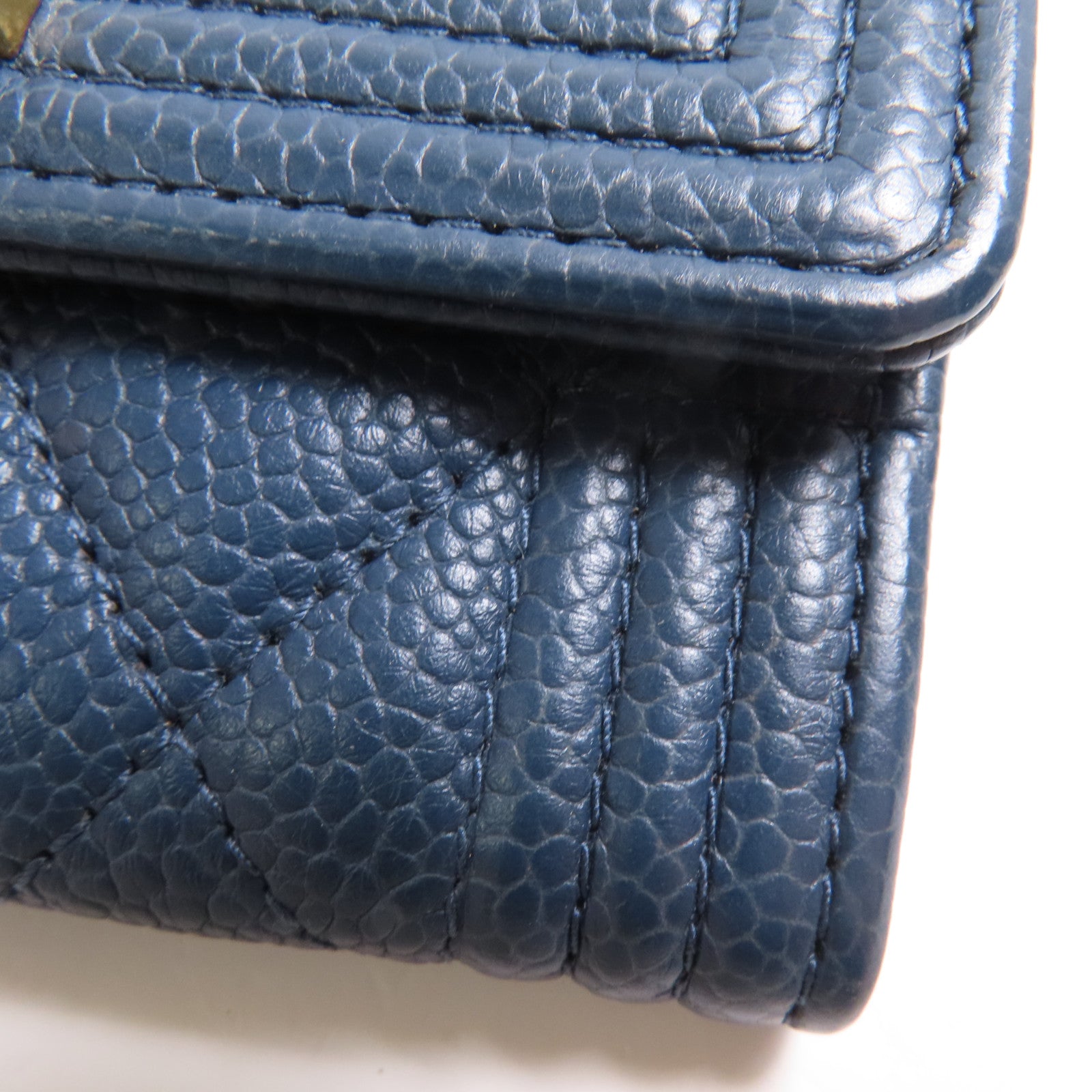 CHANEL 牛皮皮革Boy Card Case金扣卡片套