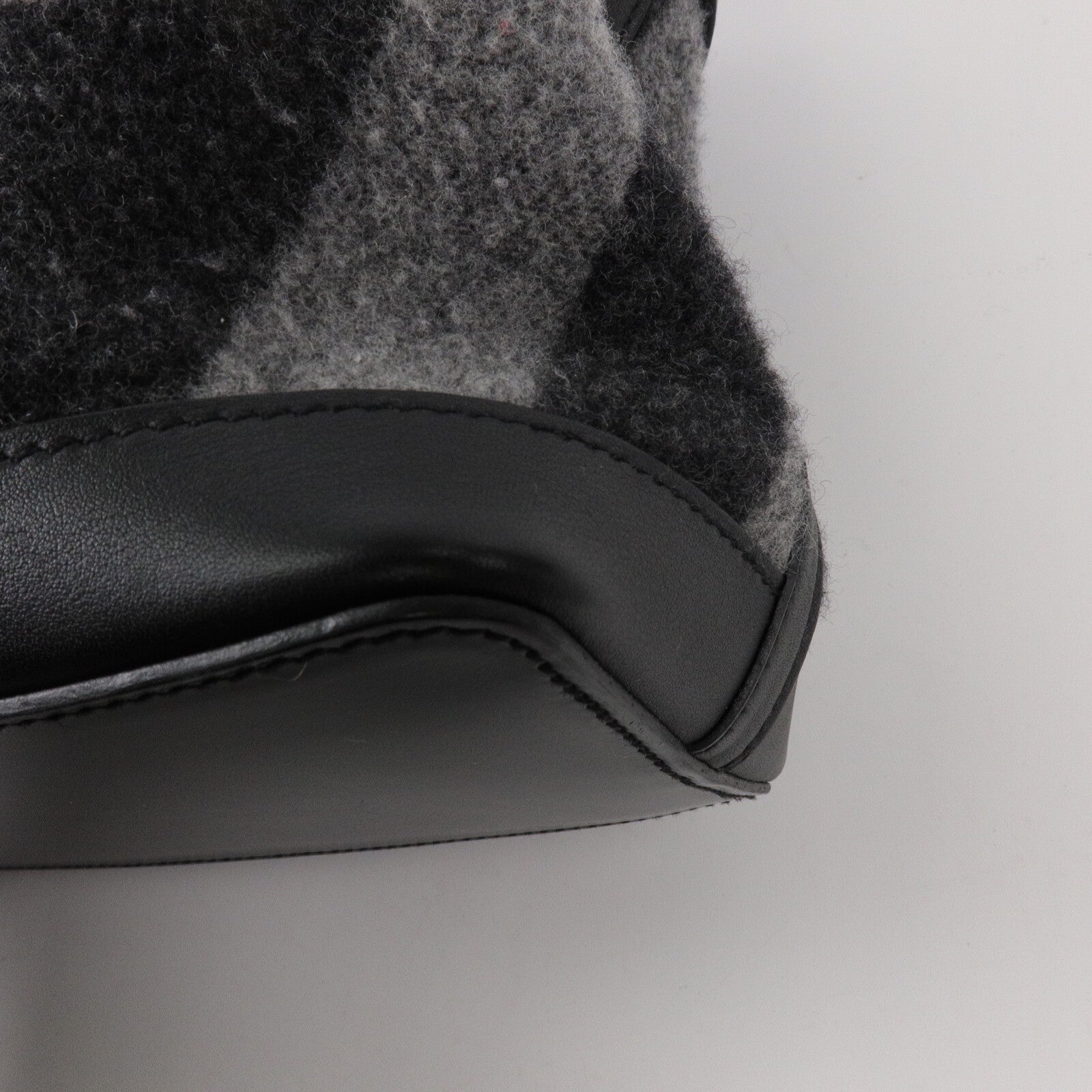 HERMES 羊毛/Hunter皮革Col Roule 25肩背袋Graphite/Noir