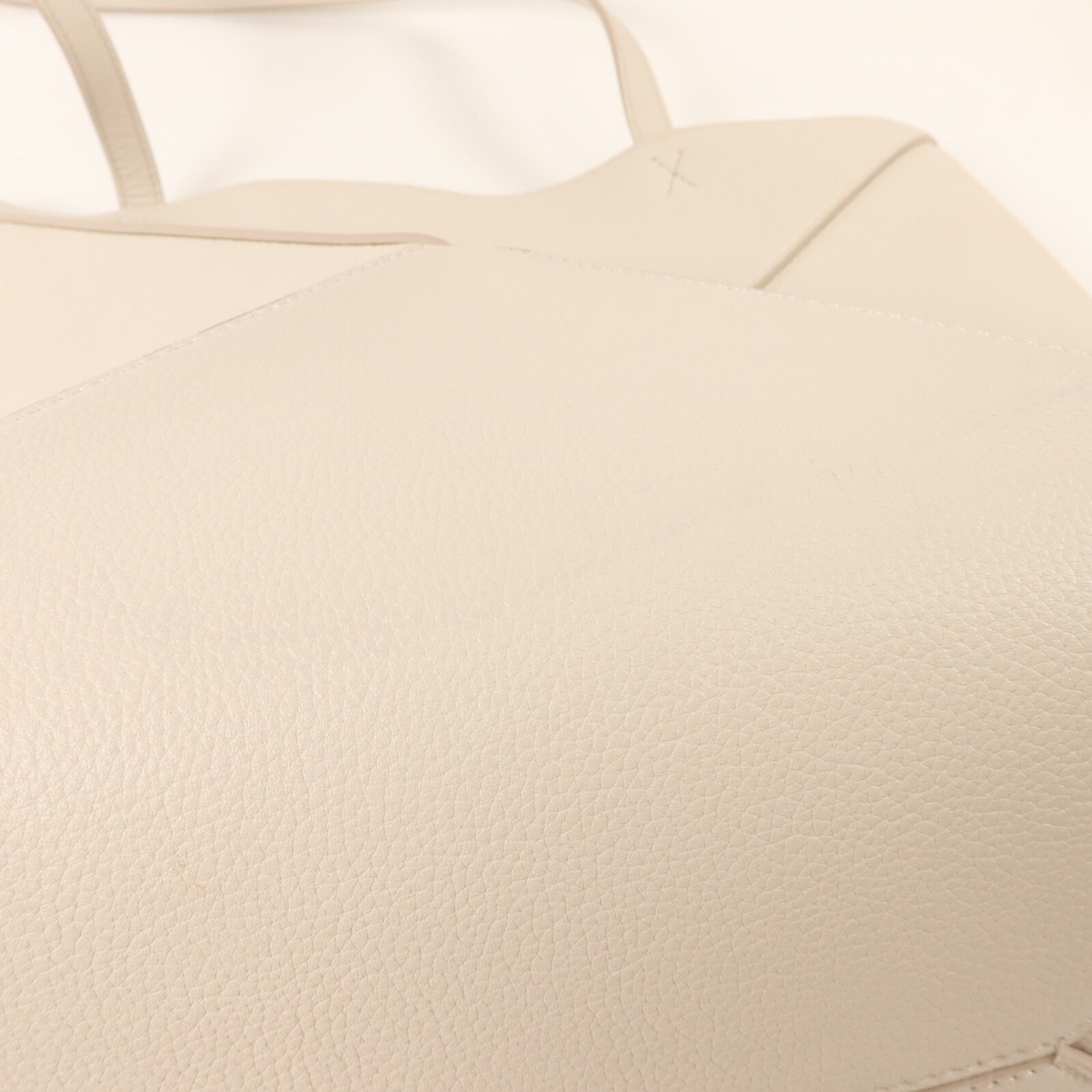 LOEWE 牛皮皮革Puzzle Fold Tote Medium手挽袋