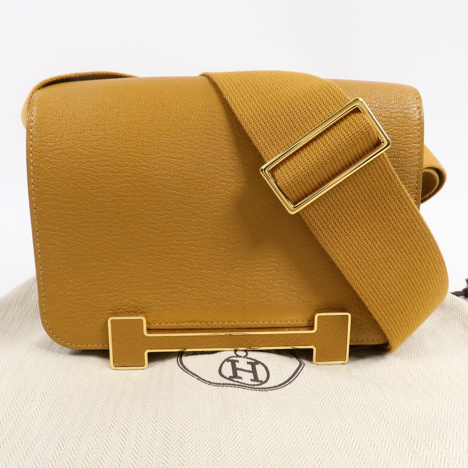 HERMES Chevre皮革Geta肩背袋Caramel