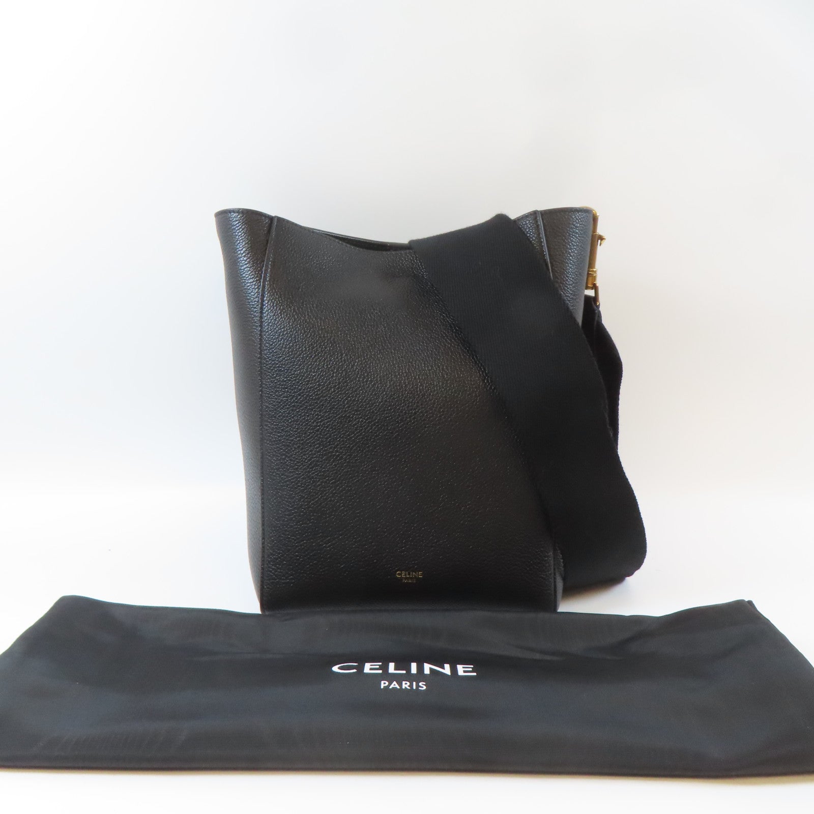 CELINE 牛皮皮革Sangle Bucket Small金扣肩背袋黑色