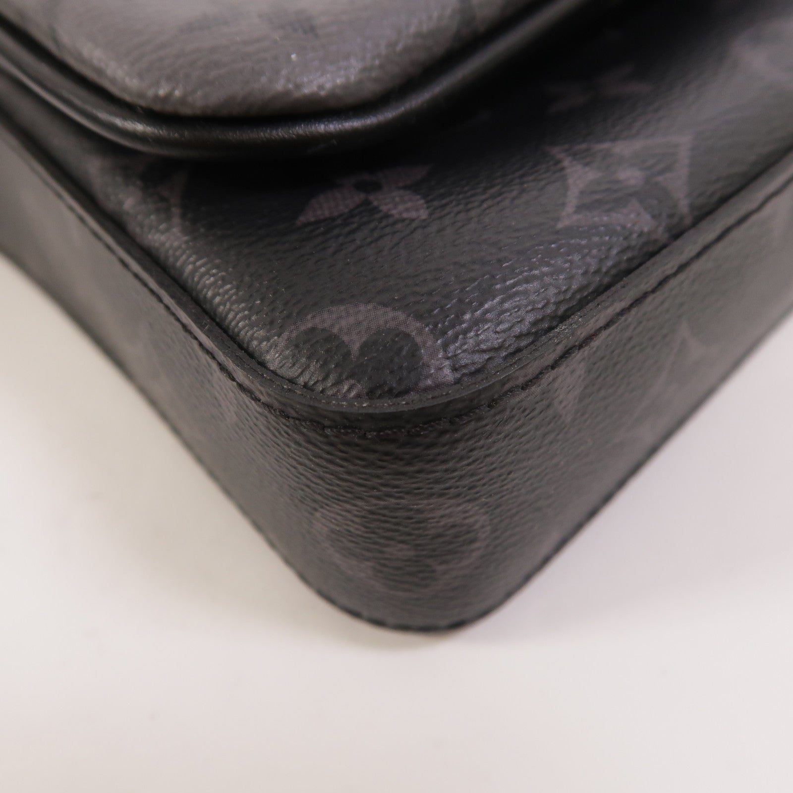 LOUIS VUITTON Monogram Eclipse Reverse Trio Messenger肩背袋