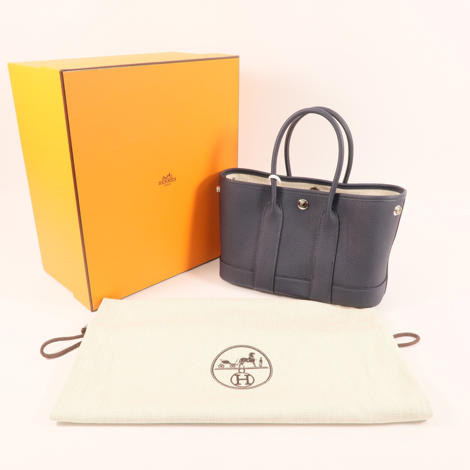 HERMES Negonda皮革Neo Garden Party 23銀扣手挽袋Bleu nuit