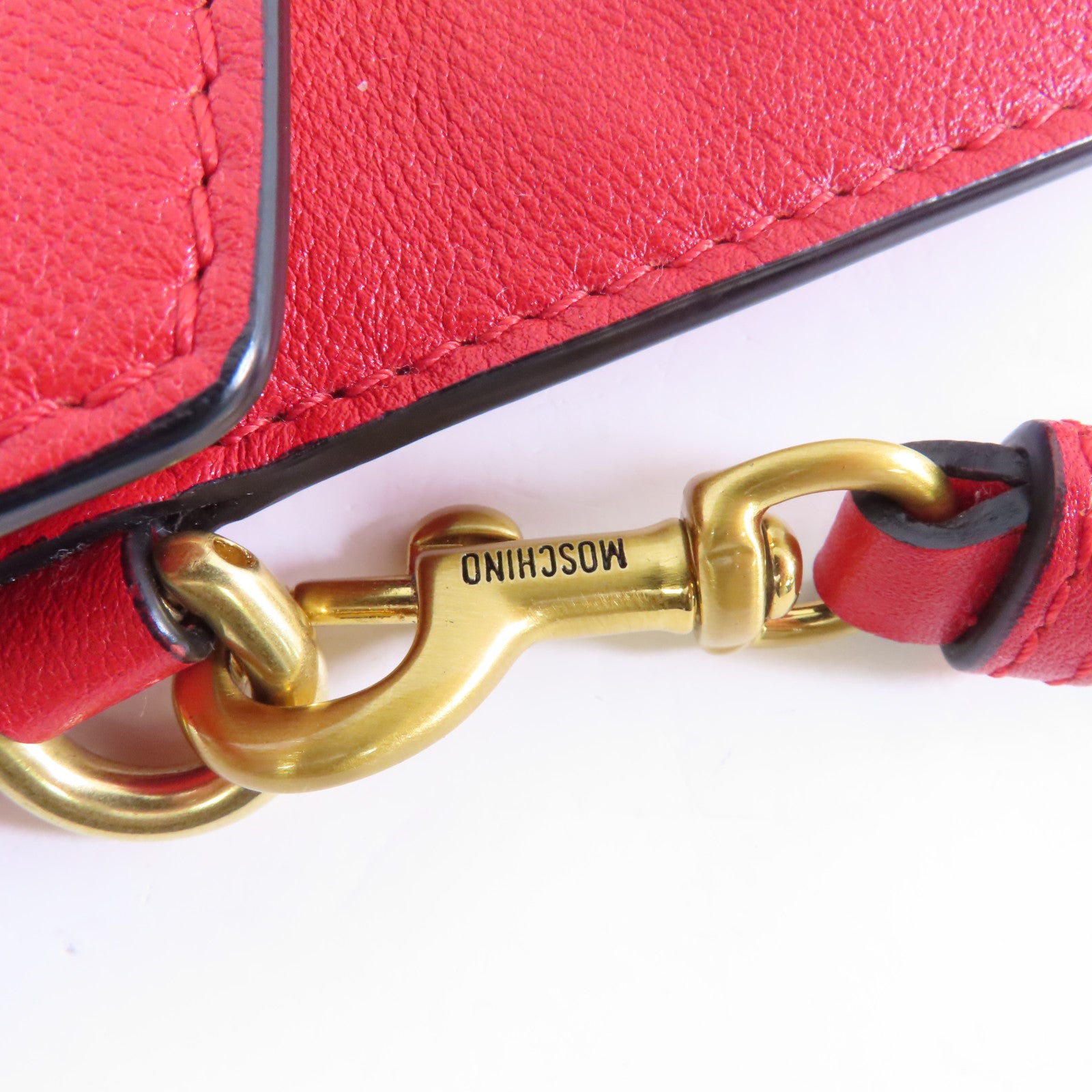 MOSCHINO 牛皮皮革Clutch Bag金扣手拿包紅色