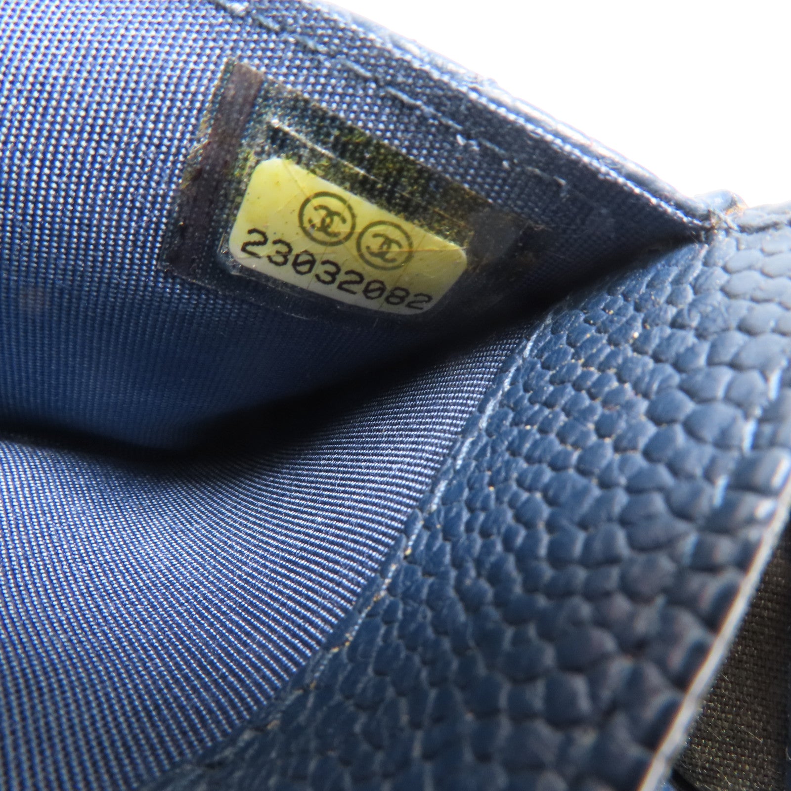 CHANEL 牛皮皮革Boy Card Case金扣卡片套