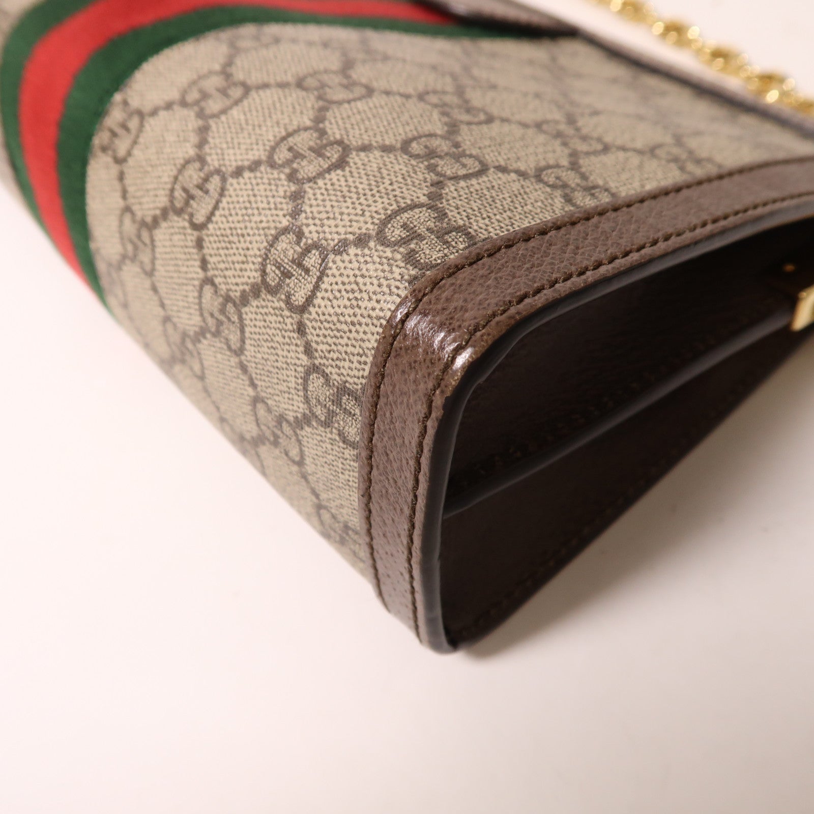 GUCCI 塗層帆布GG Supreme Ophidia金扣肩背袋