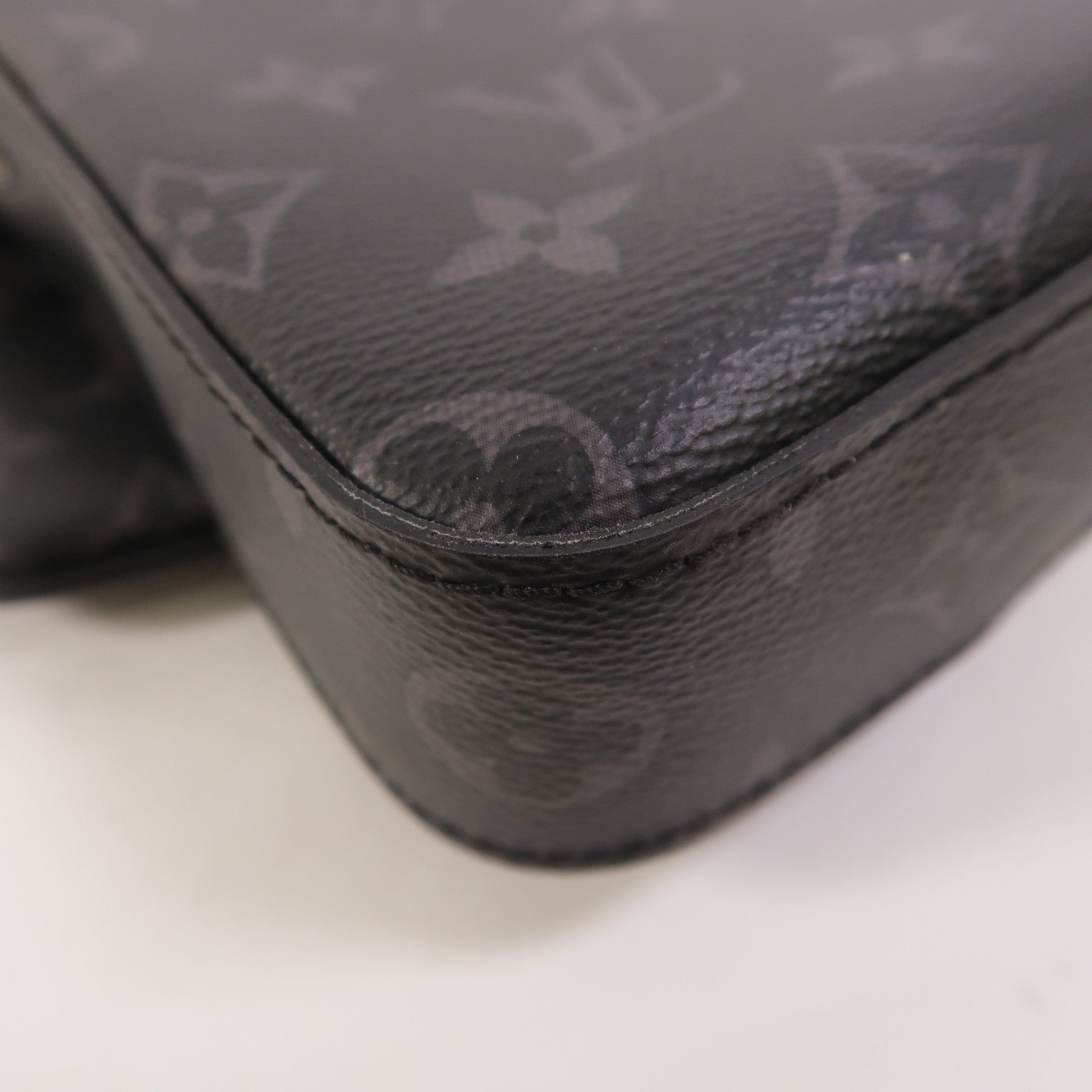 LOUIS VUITTON Monogram Eclipse Reverse Trio Messenger肩背袋