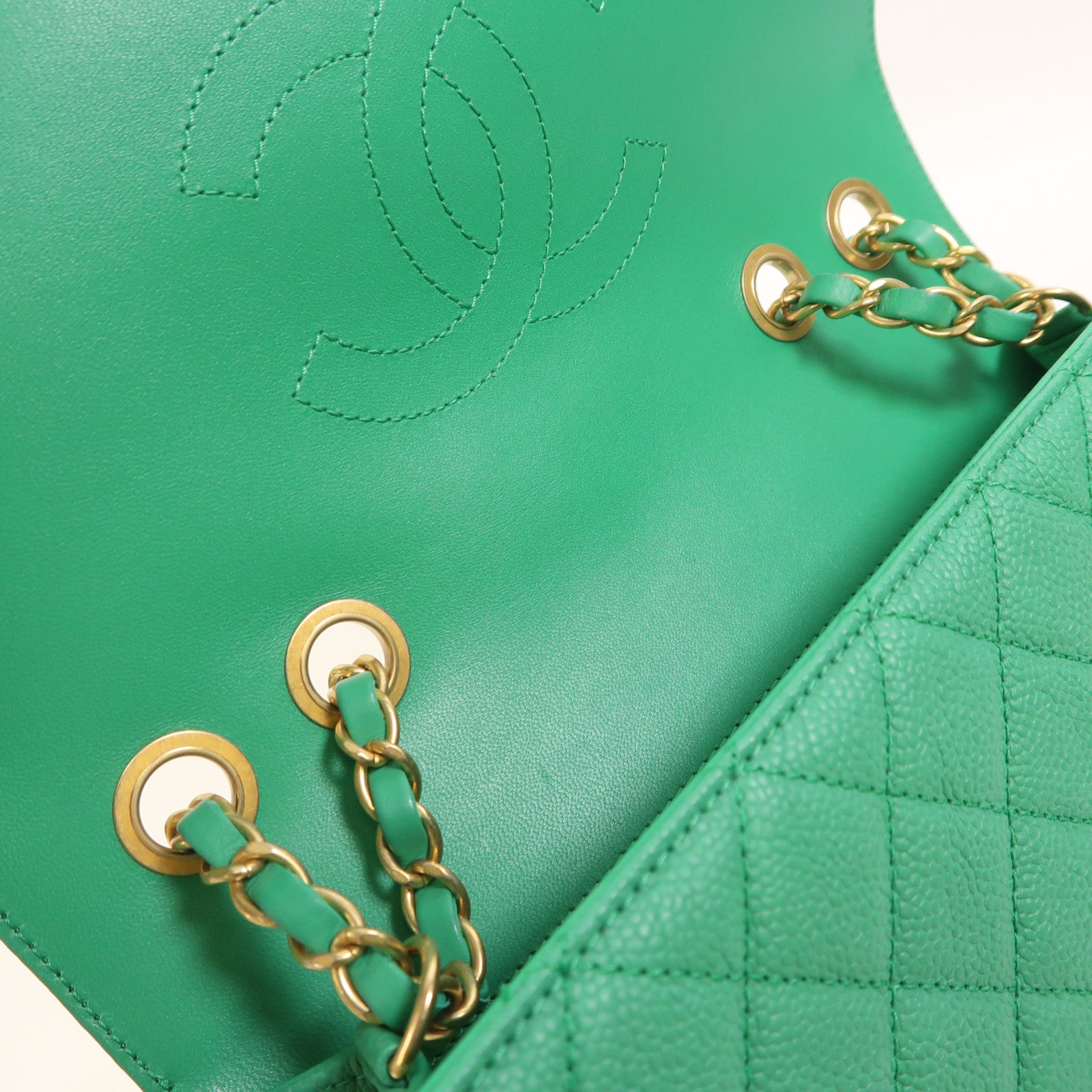 CHANEL 牛皮皮革Chain Shoulder金扣鏈帶肩背袋