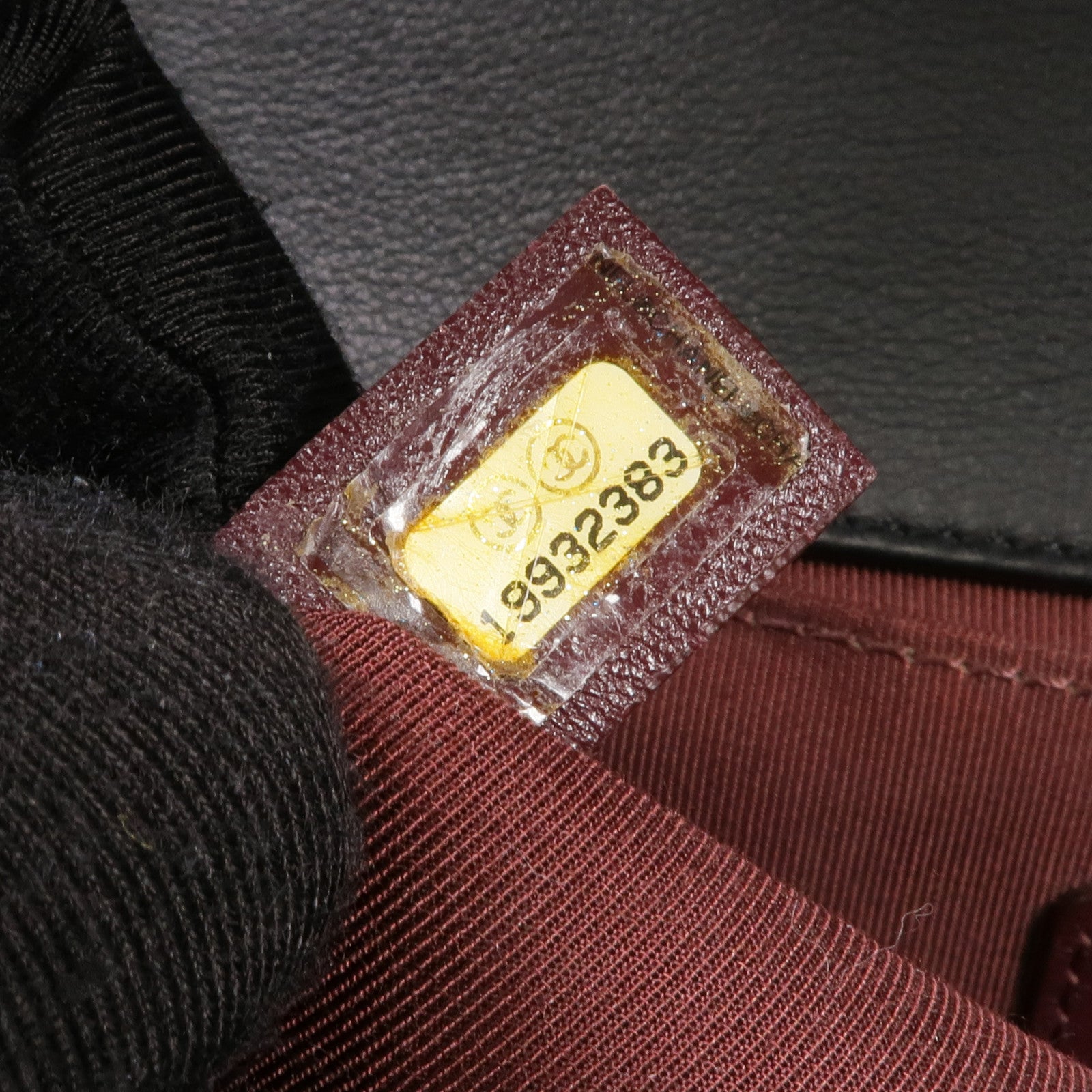 CHANEL 羊皮皮革Boy 25銀扣鏈帶肩背袋