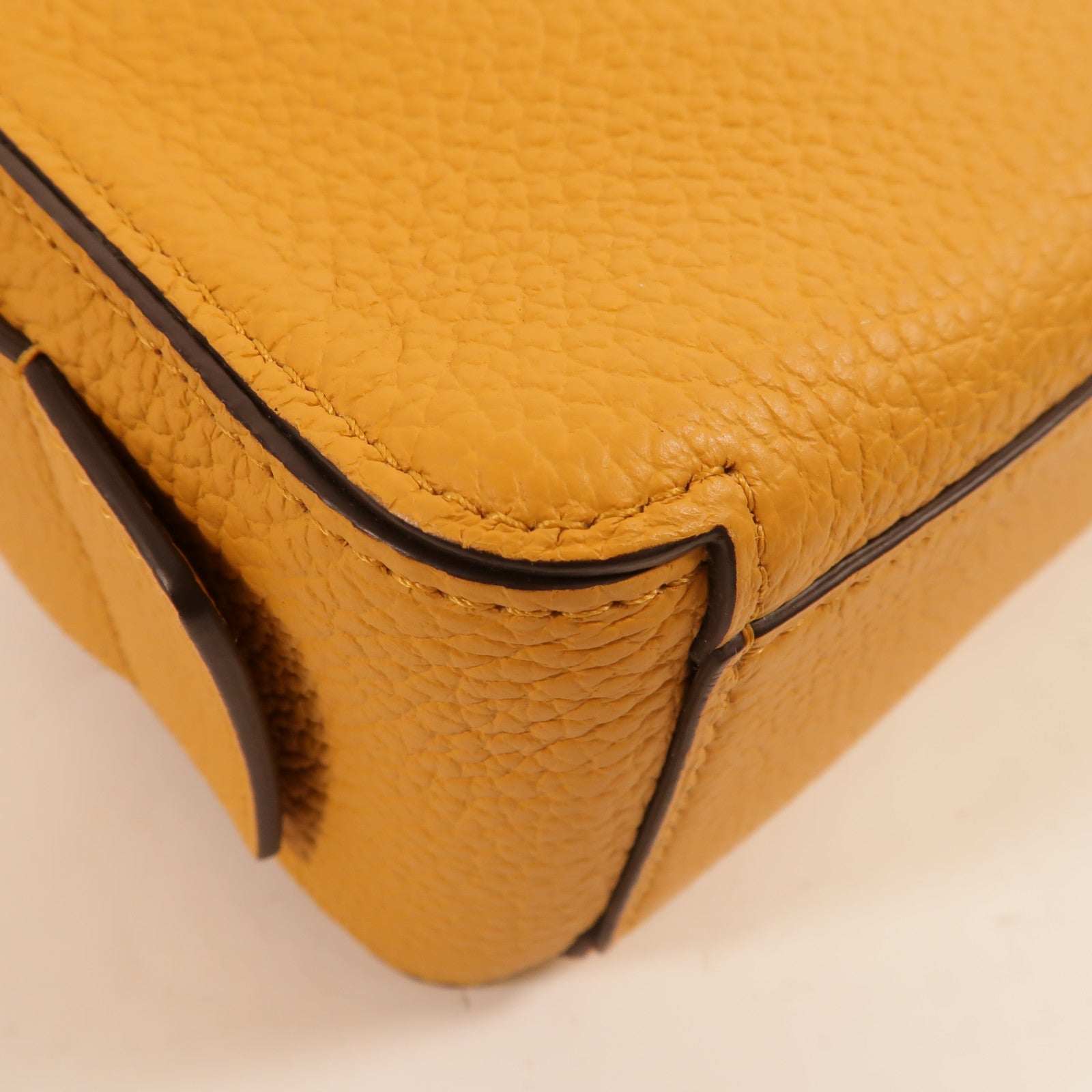 Delvaux 牛皮皮革Cool Box Nano手挽肩背兩用袋