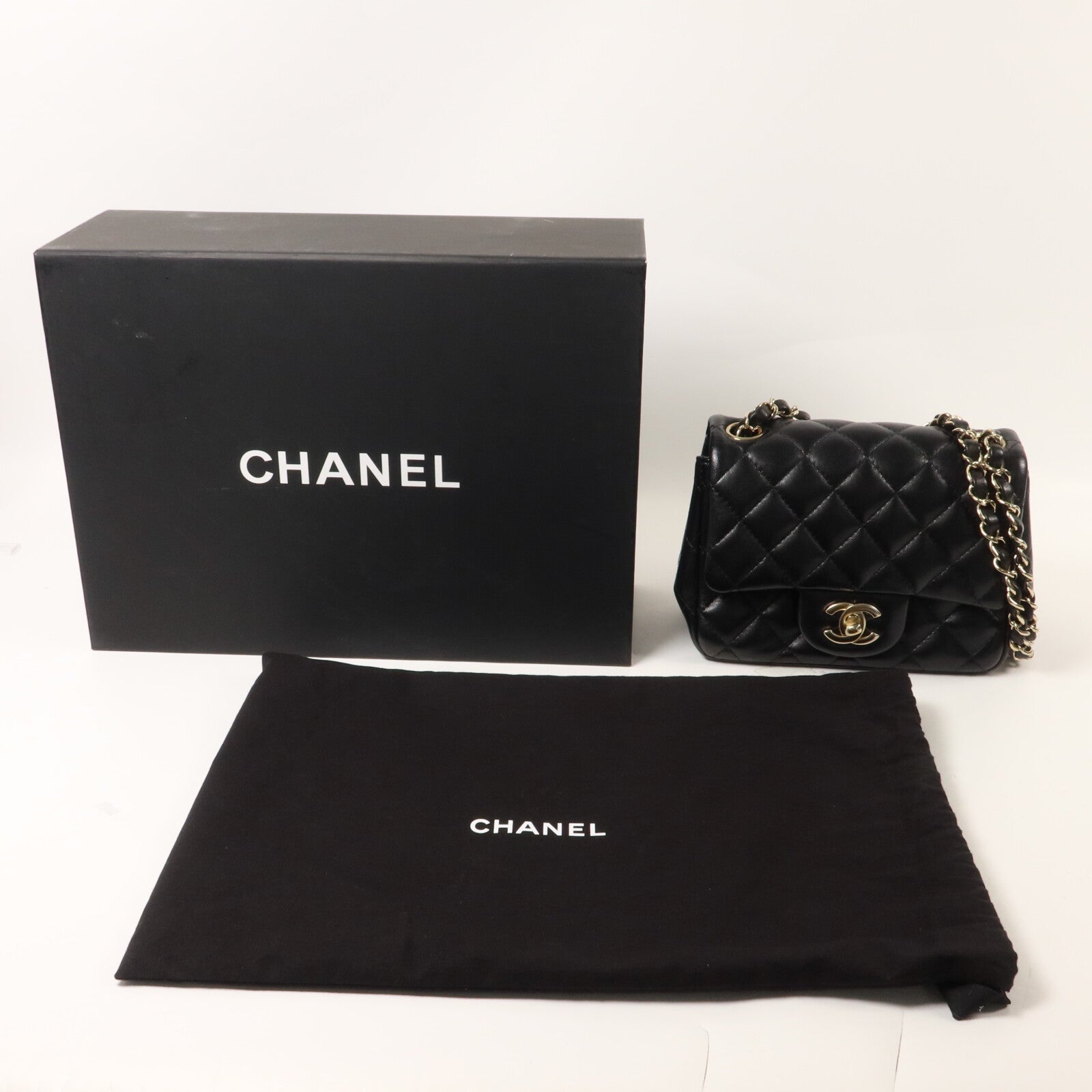 CHANEL 羊皮皮革Mini Classic 17鏈帶肩背袋