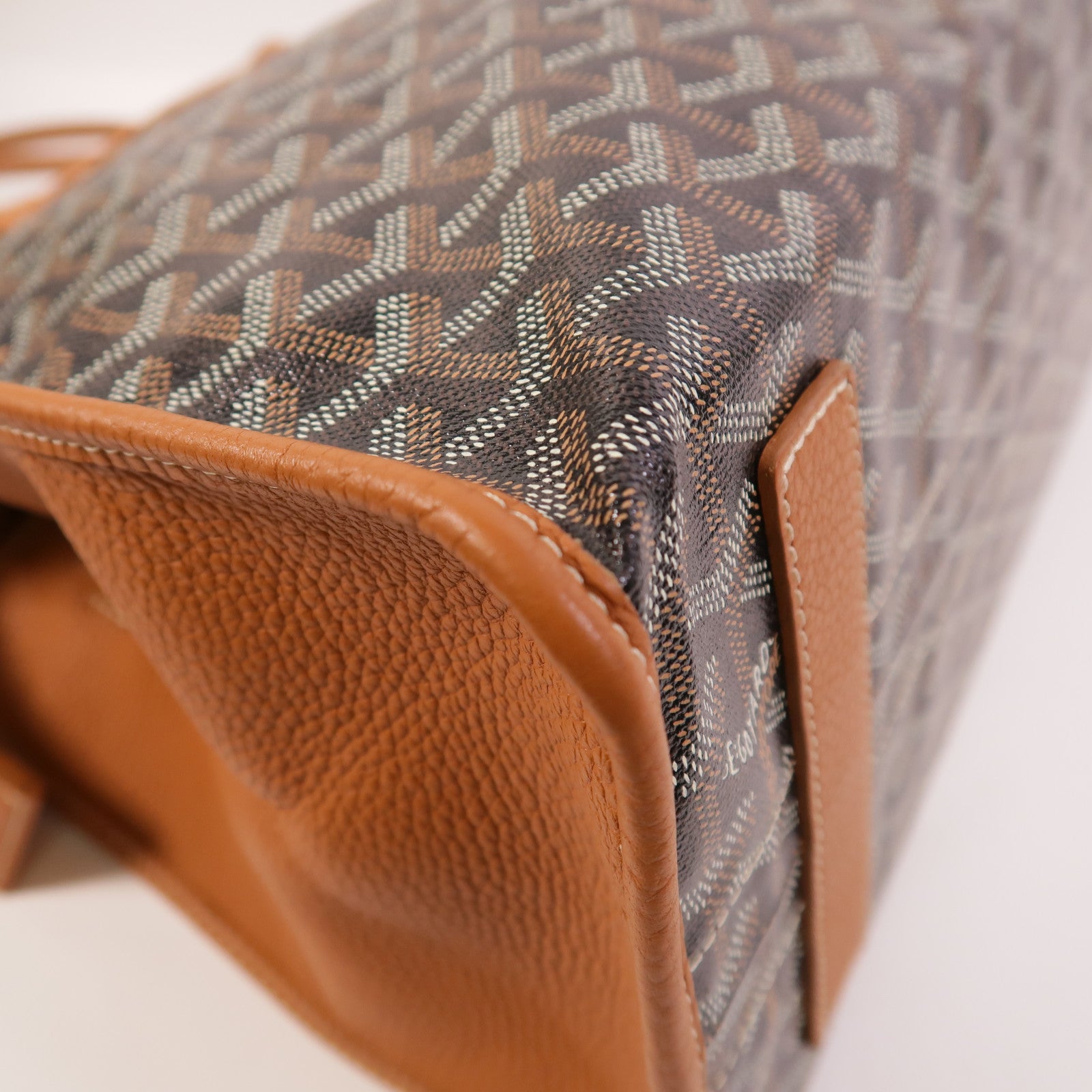 GOYARD 塗層帆布Hardy PM肩背袋