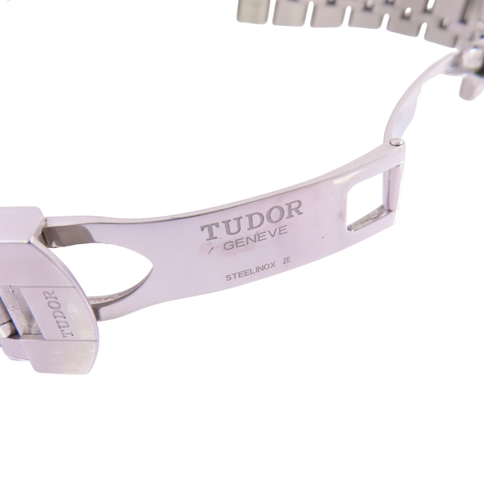 TUDOR Royal 38mm 28500