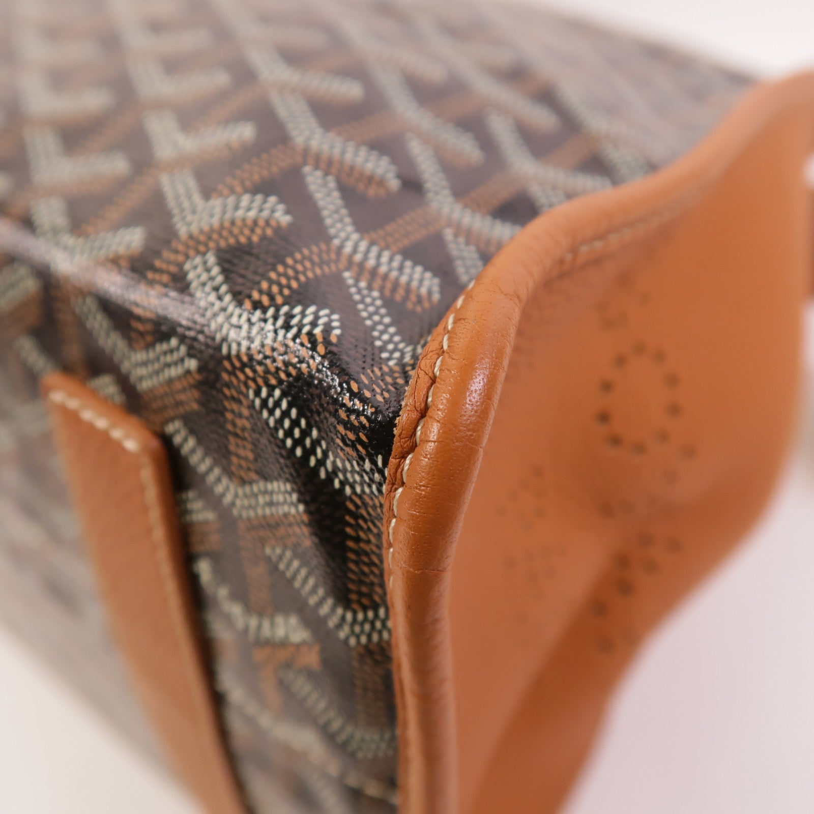 GOYARD 塗層帆布Hardy PM肩背袋