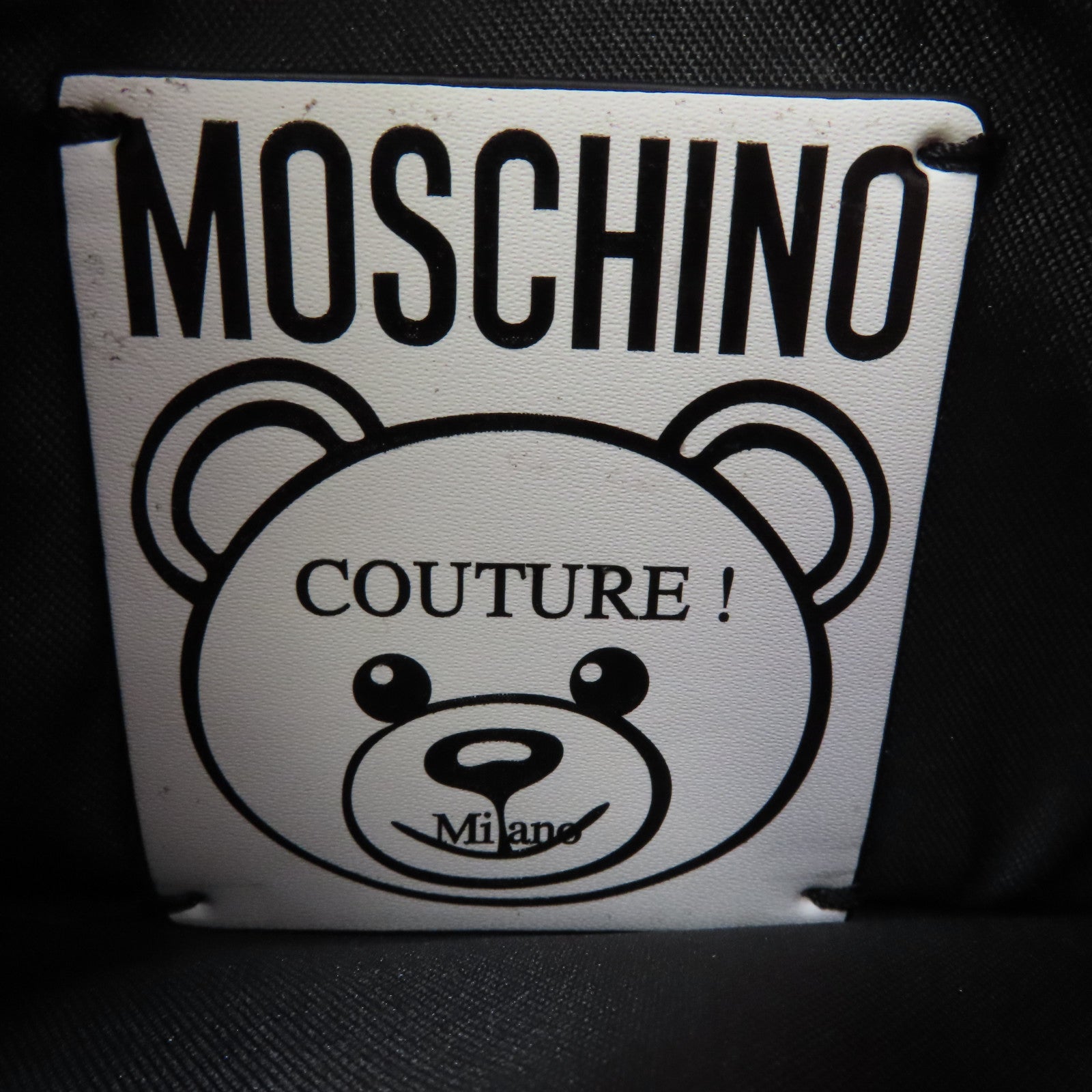 MOSCHINO 牛皮皮革Clutch Bag金扣手拿包紅色