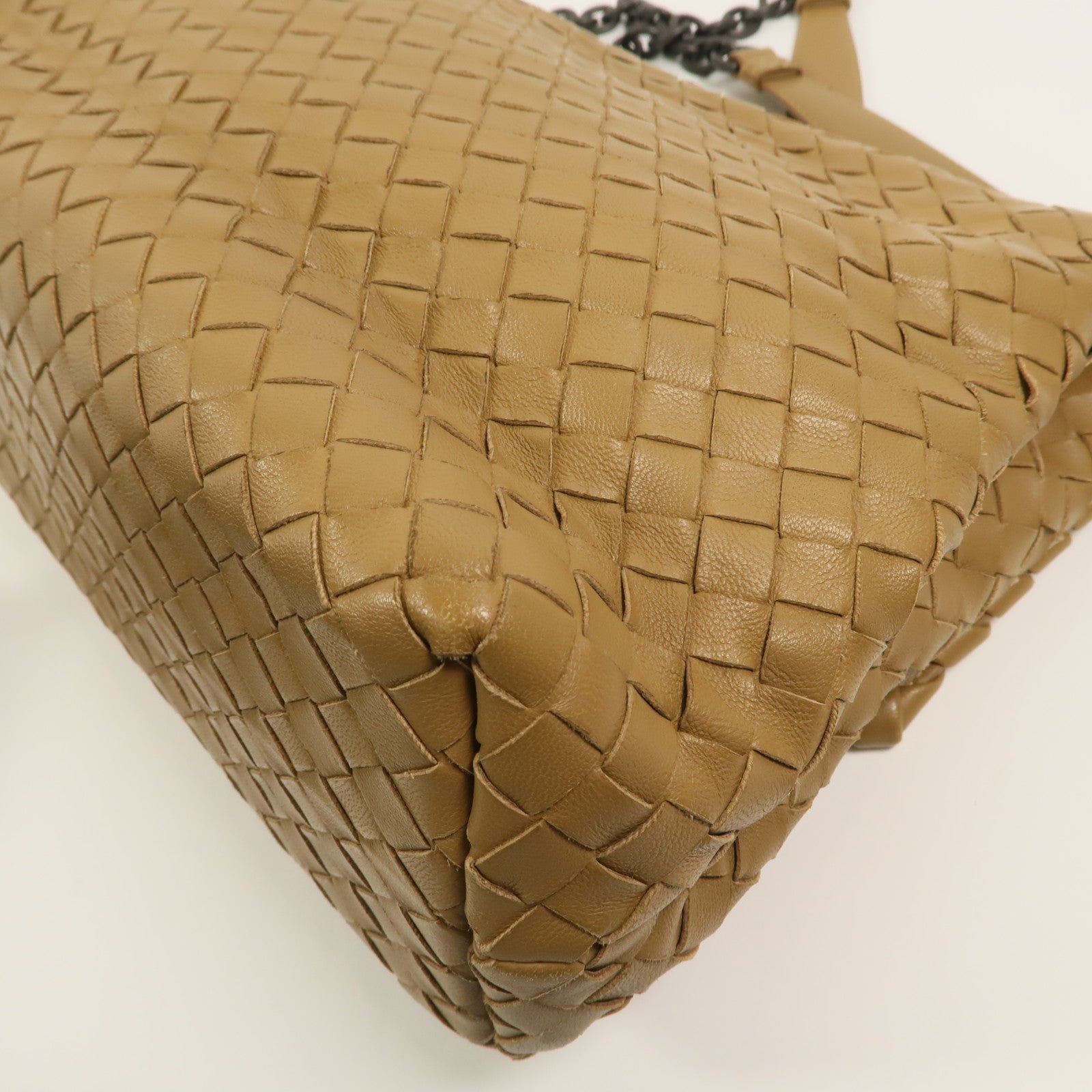 BOTTEGA VENETA 羊皮皮革Chain Shoulder鏈帶肩背袋