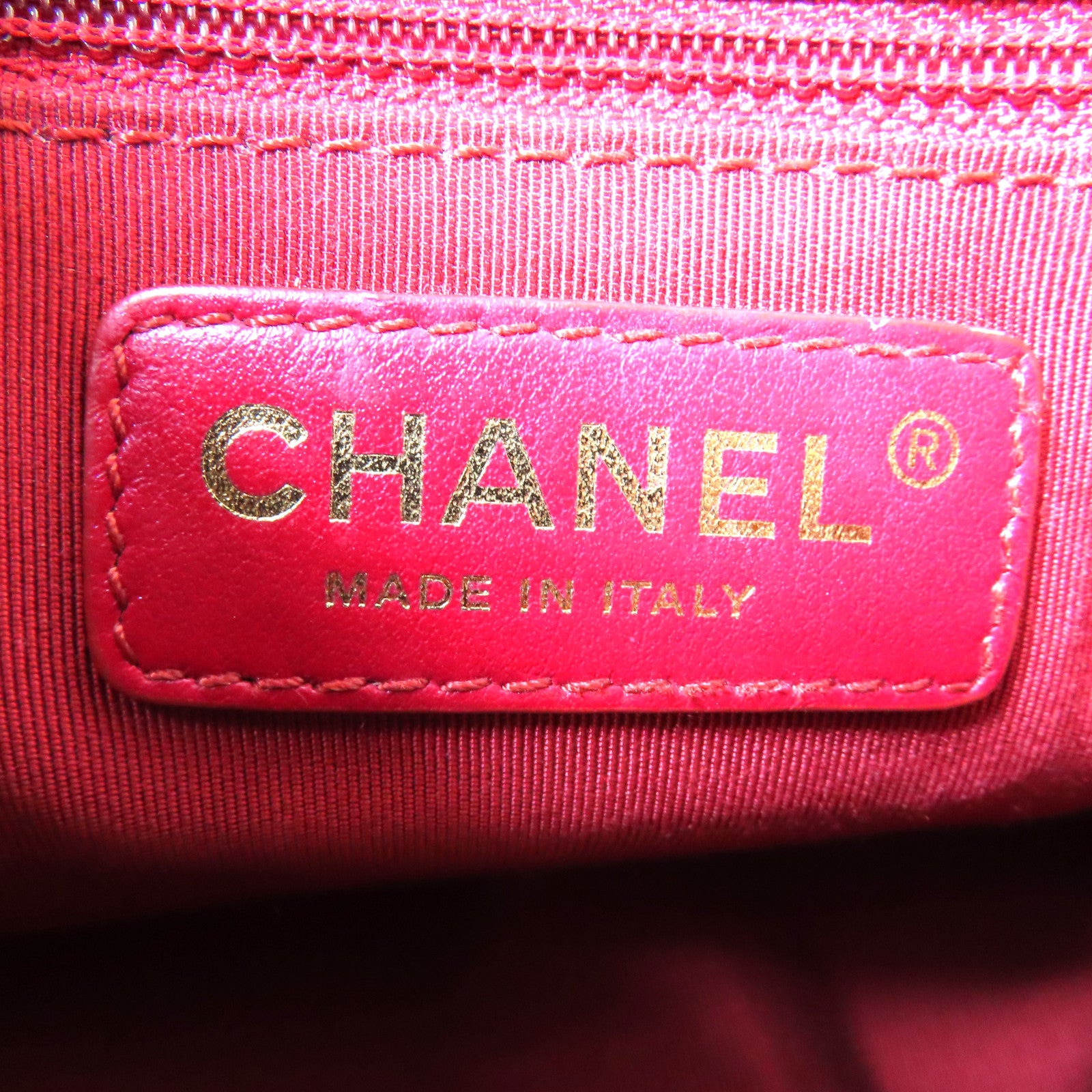CHANEL 菱格牛皮皮革Chain Shoulder金扣鏈帶肩背袋紅色