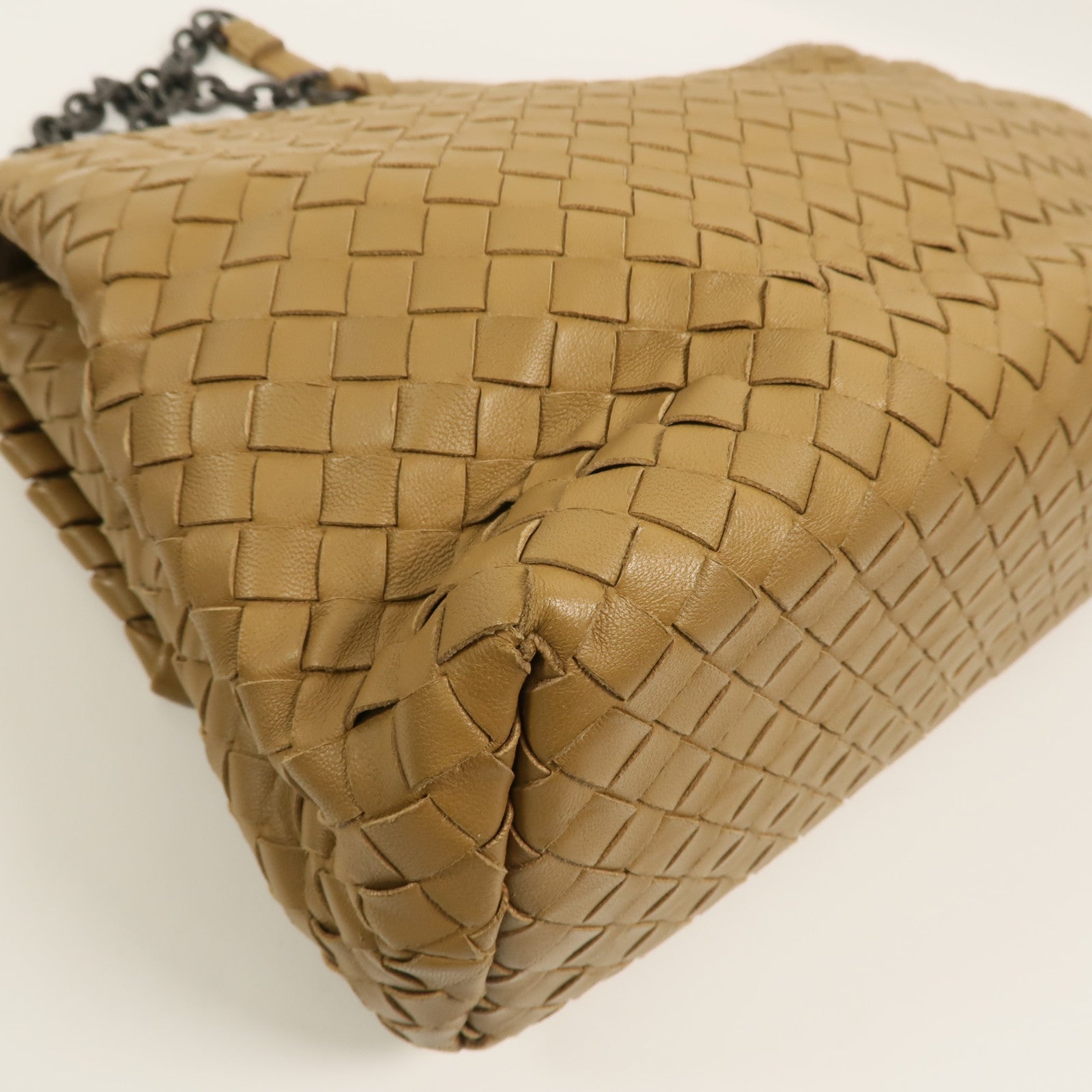 BOTTEGA VENETA 羊皮皮革Chain Shoulder鏈帶肩背袋