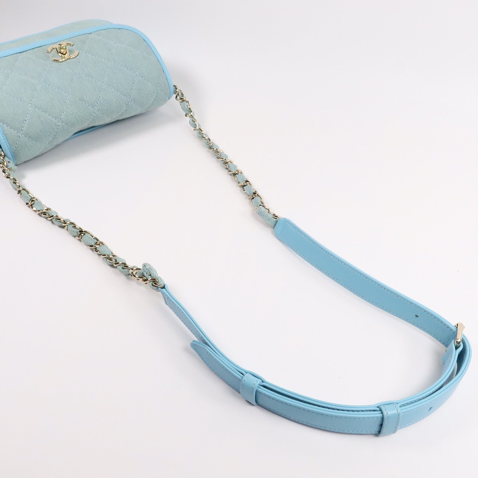 CHANEL 牛仔布Small Messenger Bag鏈帶肩背袋