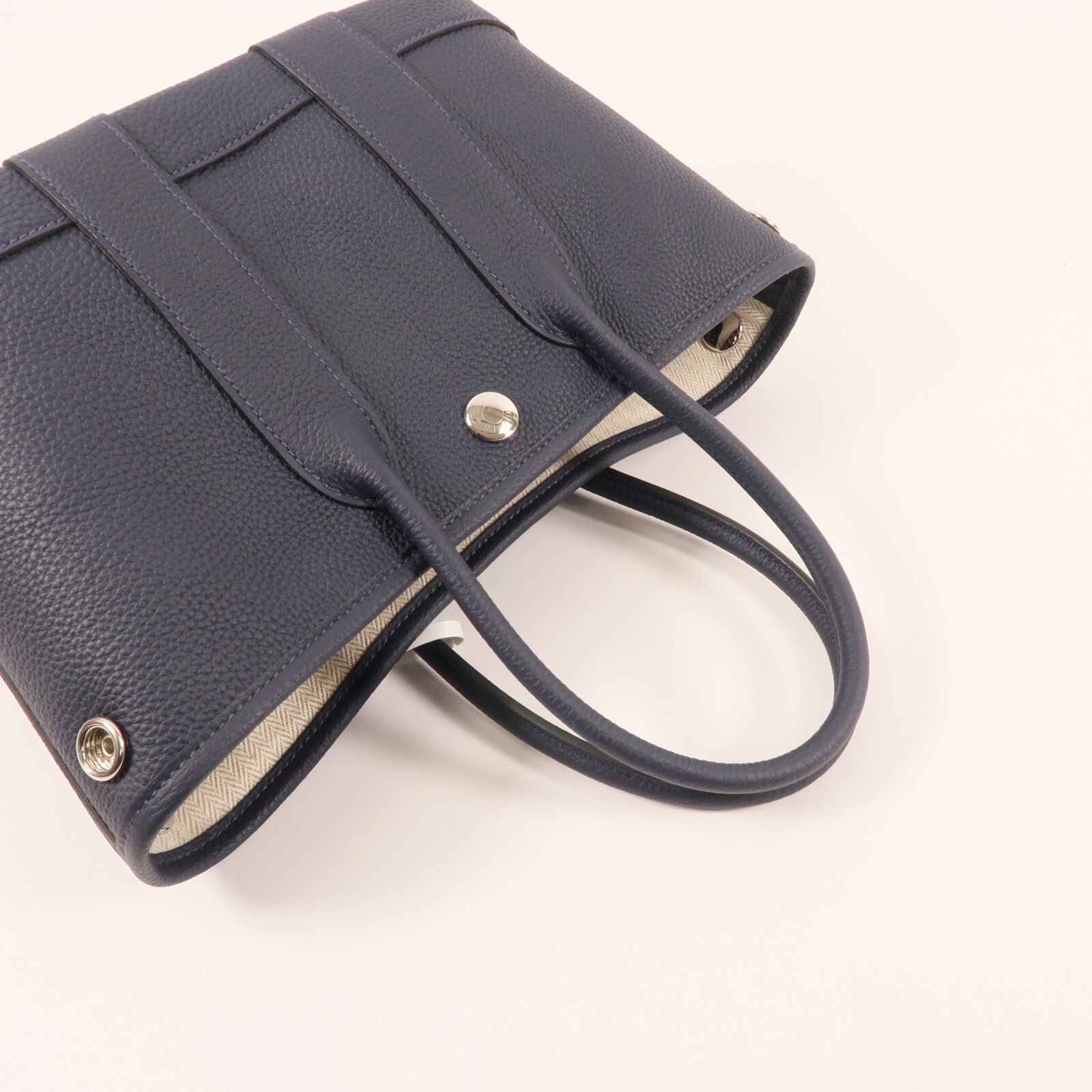 HERMES Negonda皮革Neo Garden Party 23銀扣手挽袋Bleu nuit