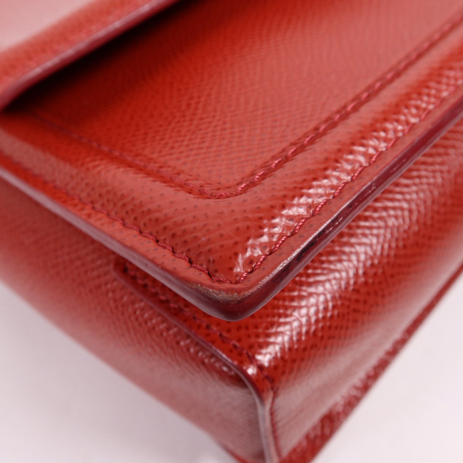 Salvatore Ferragamo 牛皮皮革Shoulder Bag金扣肩背袋