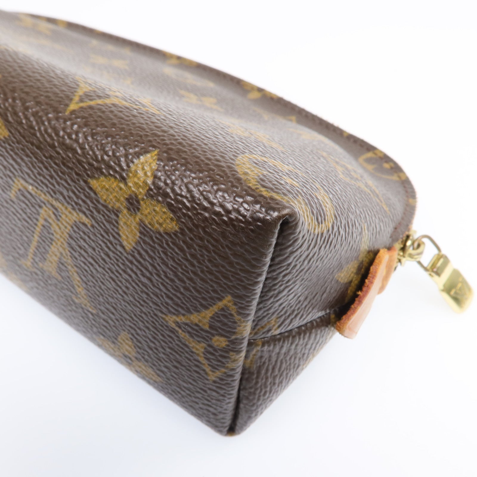 LOUIS VUITTON Monogram Cosmetic Pouch金扣手拿包