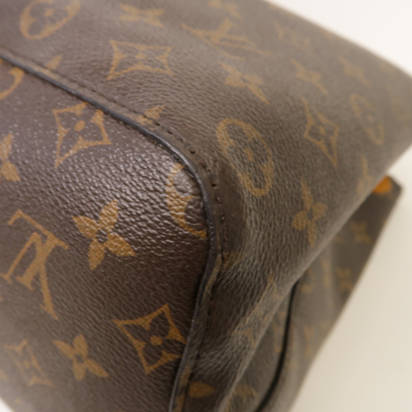 LOUIS VUITTON Monogram Neo Noe MM金扣肩背袋棕色