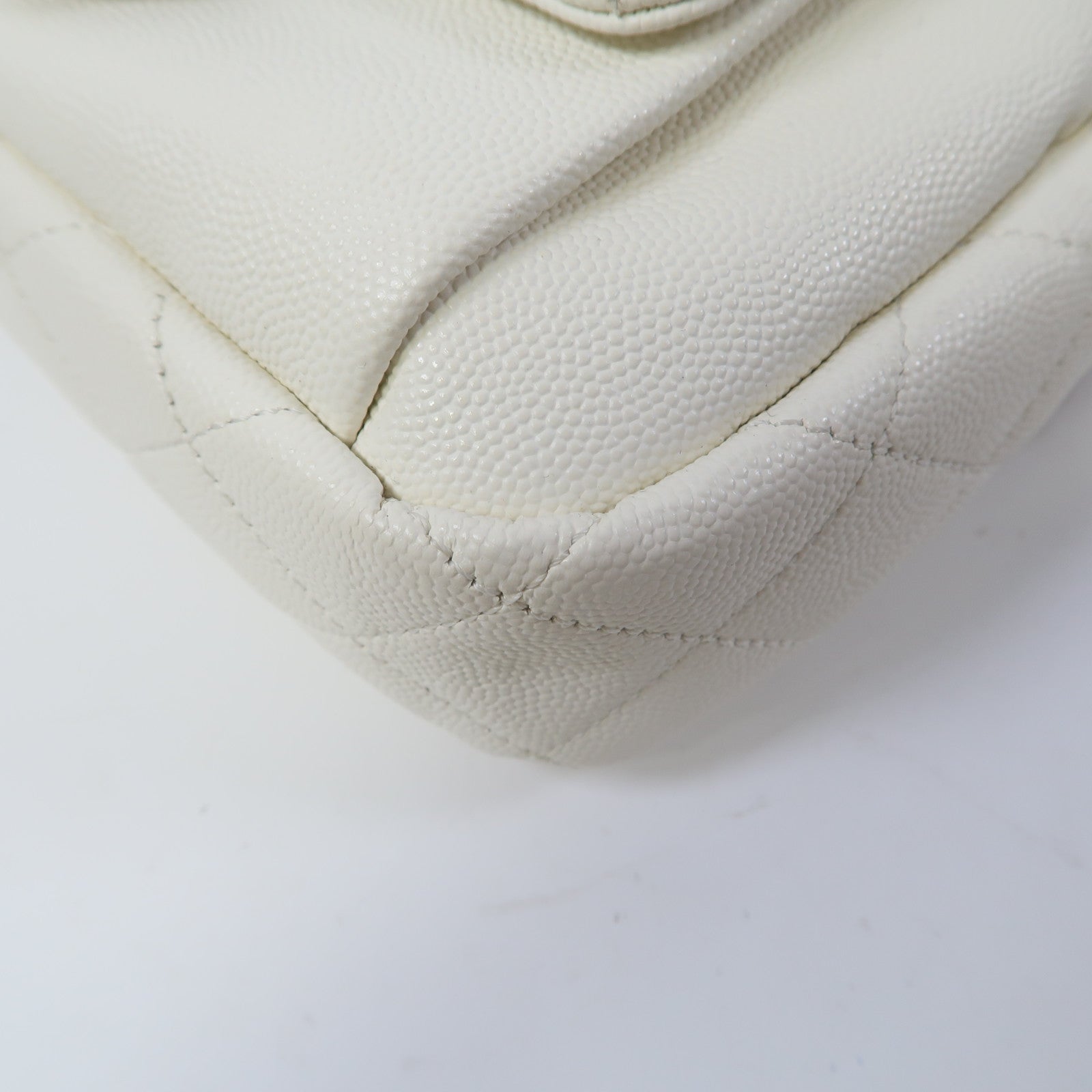 CHANEL 【激減優惠】菱格Caviar皮革Chain Shoulder Bag金扣鏈帶肩背袋白色