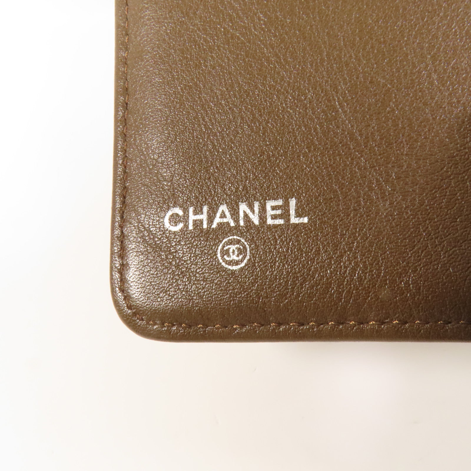 CHANEL 牛皮皮革Fold Wallet銀扣錢包