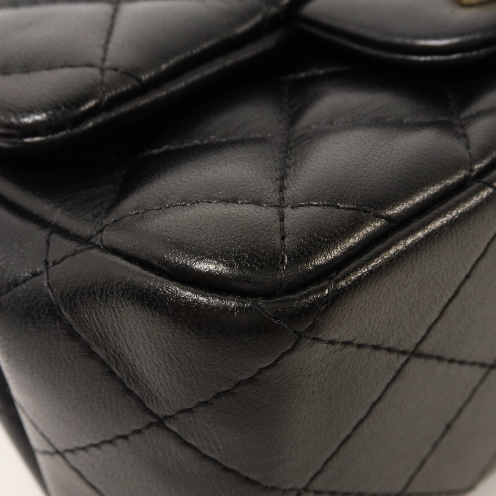 CHANEL 羊皮皮革Mini Classic 17鏈帶肩背袋