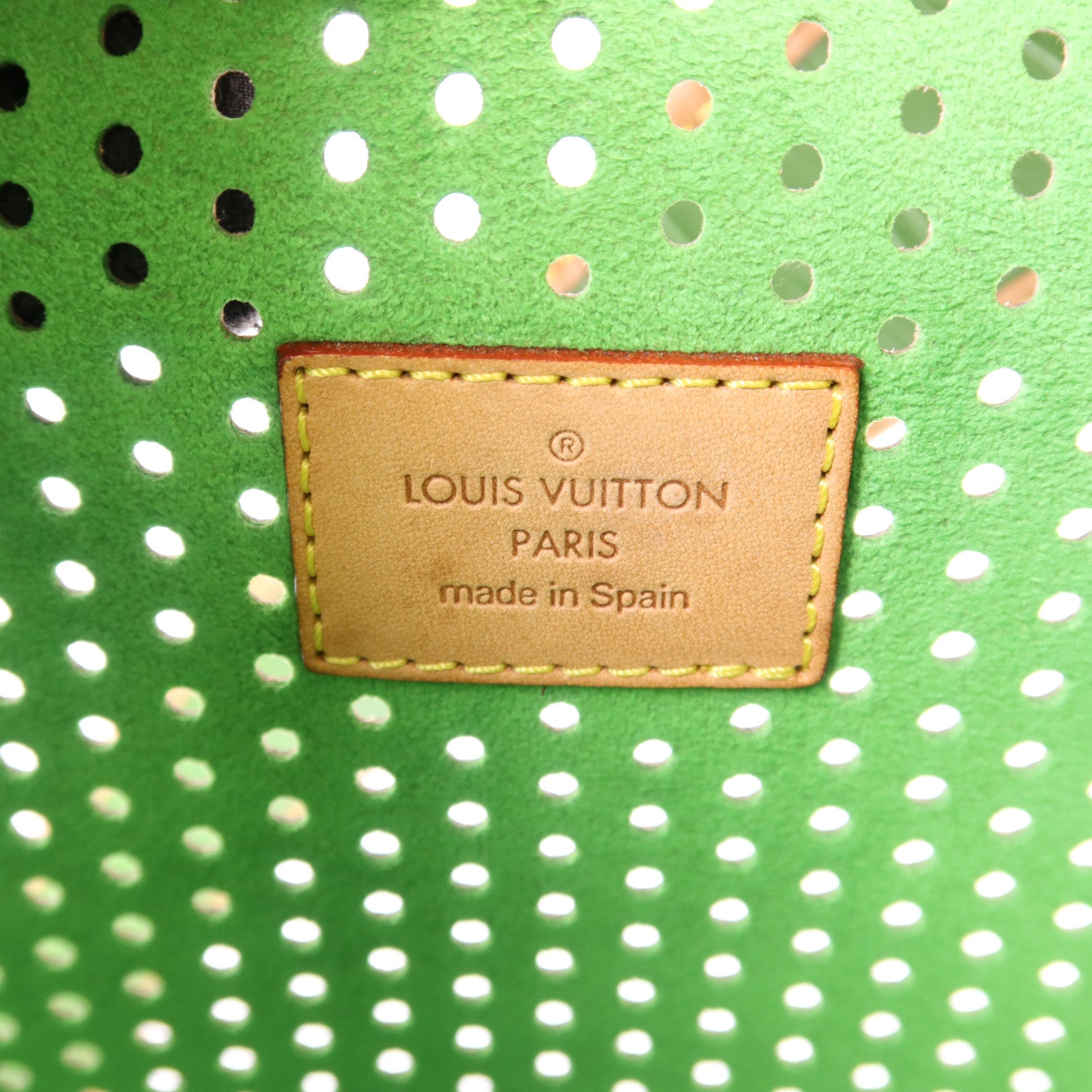 LOUIS VUITTON Monogram Perfo Musette金扣肩背袋